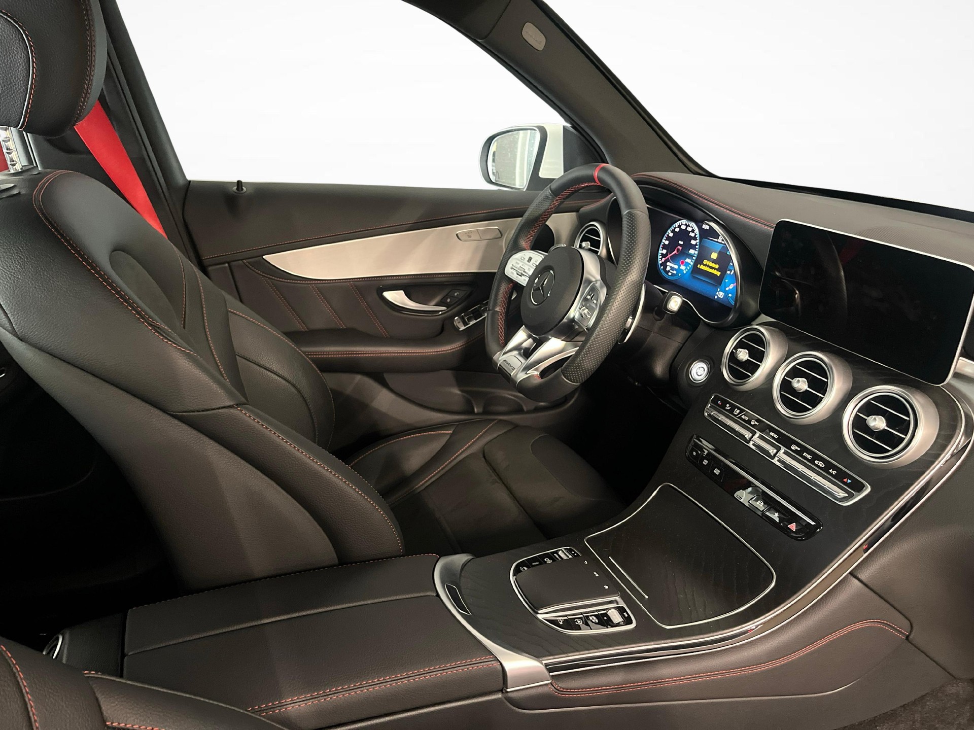 MERCEDES-BENZ GLC 43 AMG 4m-image-9