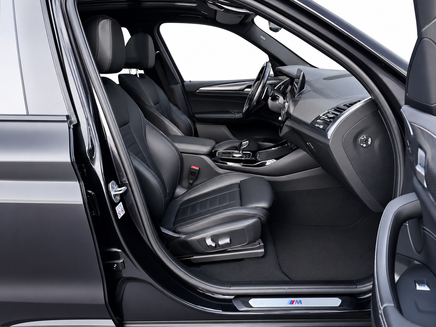 BMW X3 30e xDrive CH FAHRZEUG-image-8