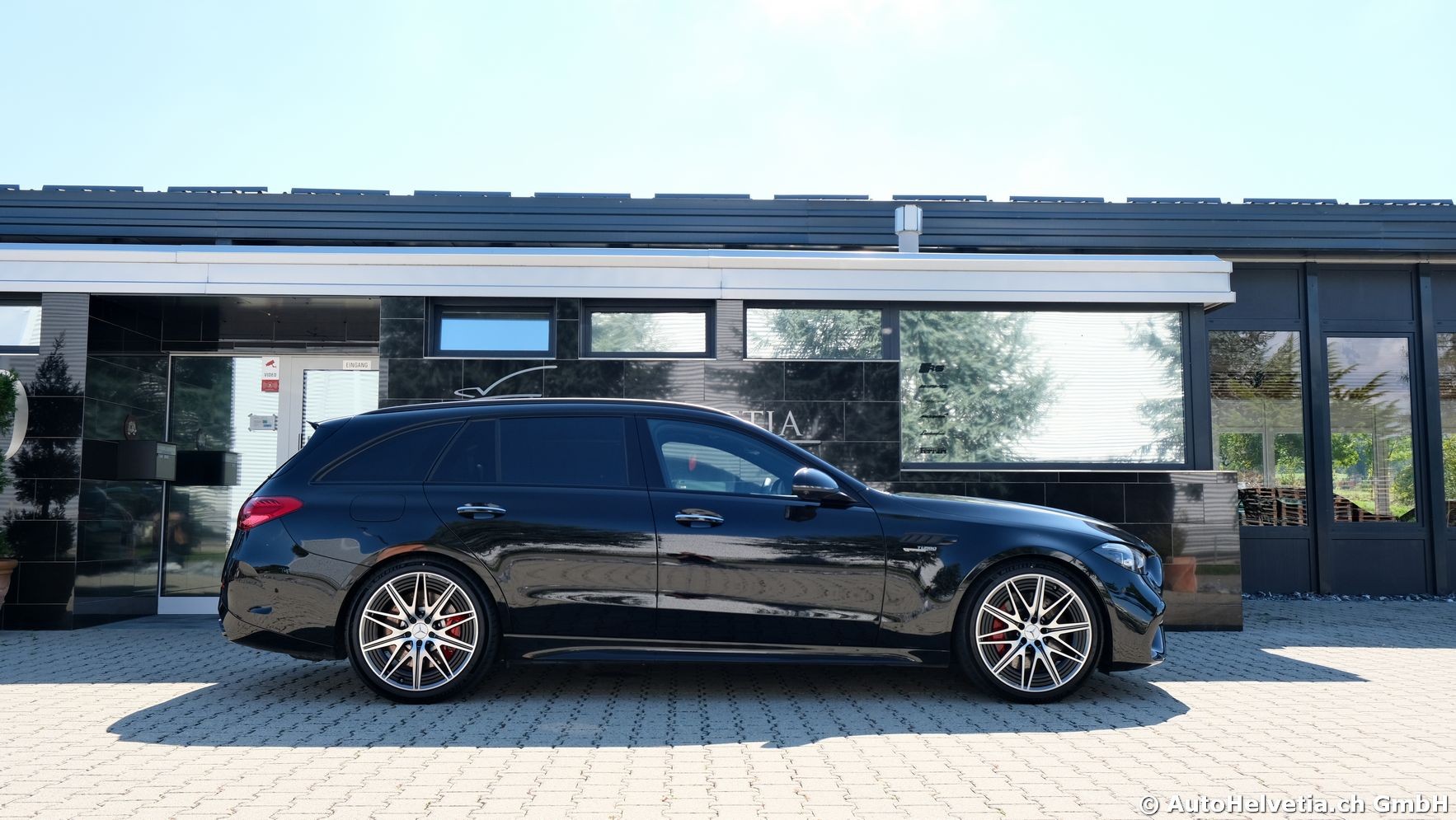 MERCEDES-BENZ C 63 S AMG T E Performance 4 Matic-showroom-element-3