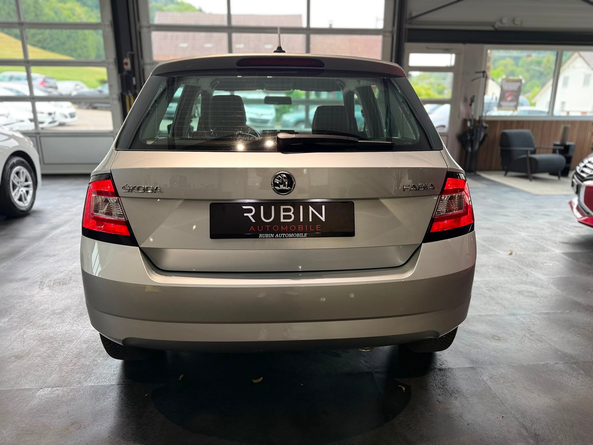 SKODA Fabia 1.4 TDI Ambition-showroom-element-2