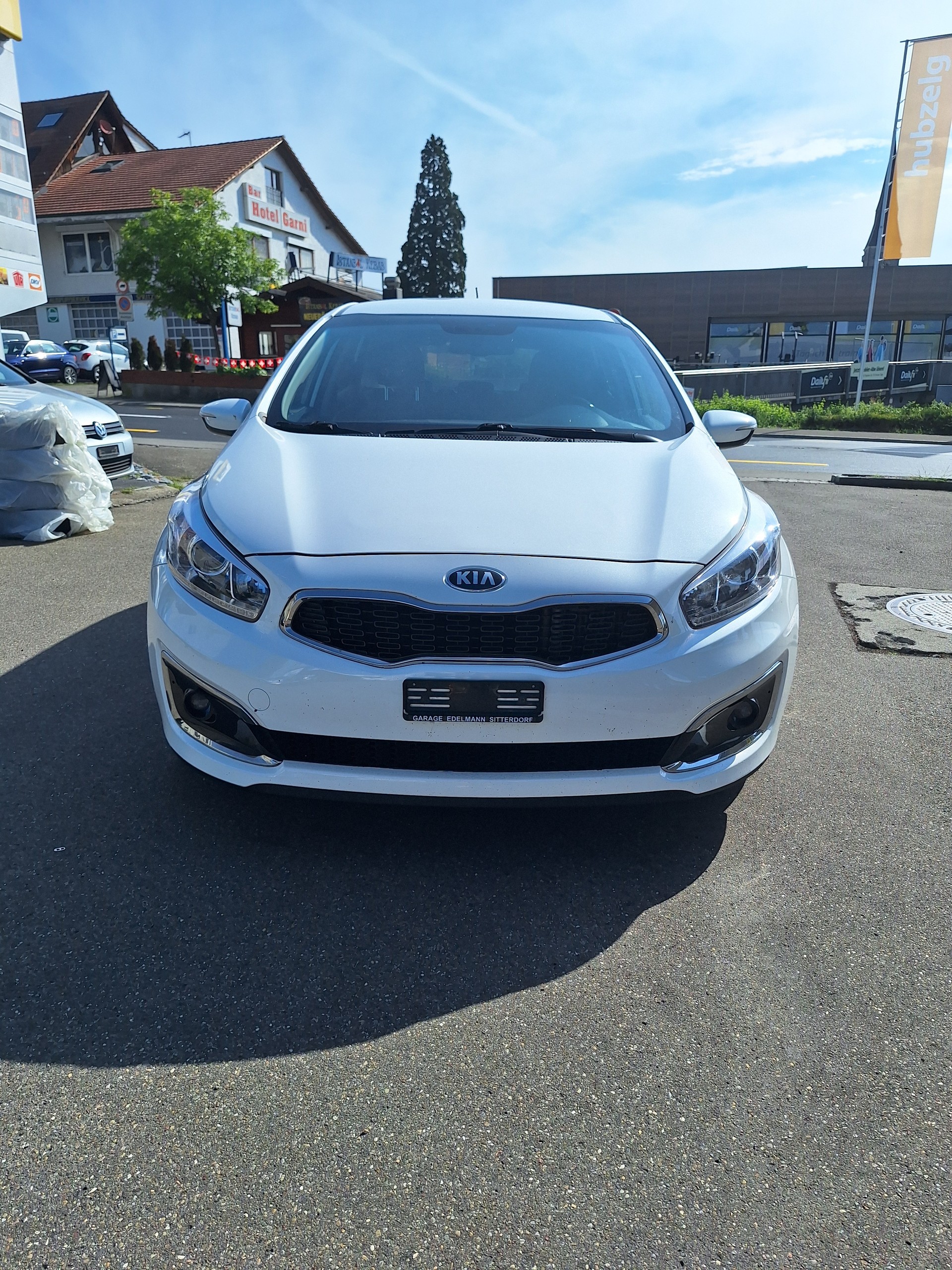 KIA Cee'd 1.6 CRDi Swiss Champion DCT