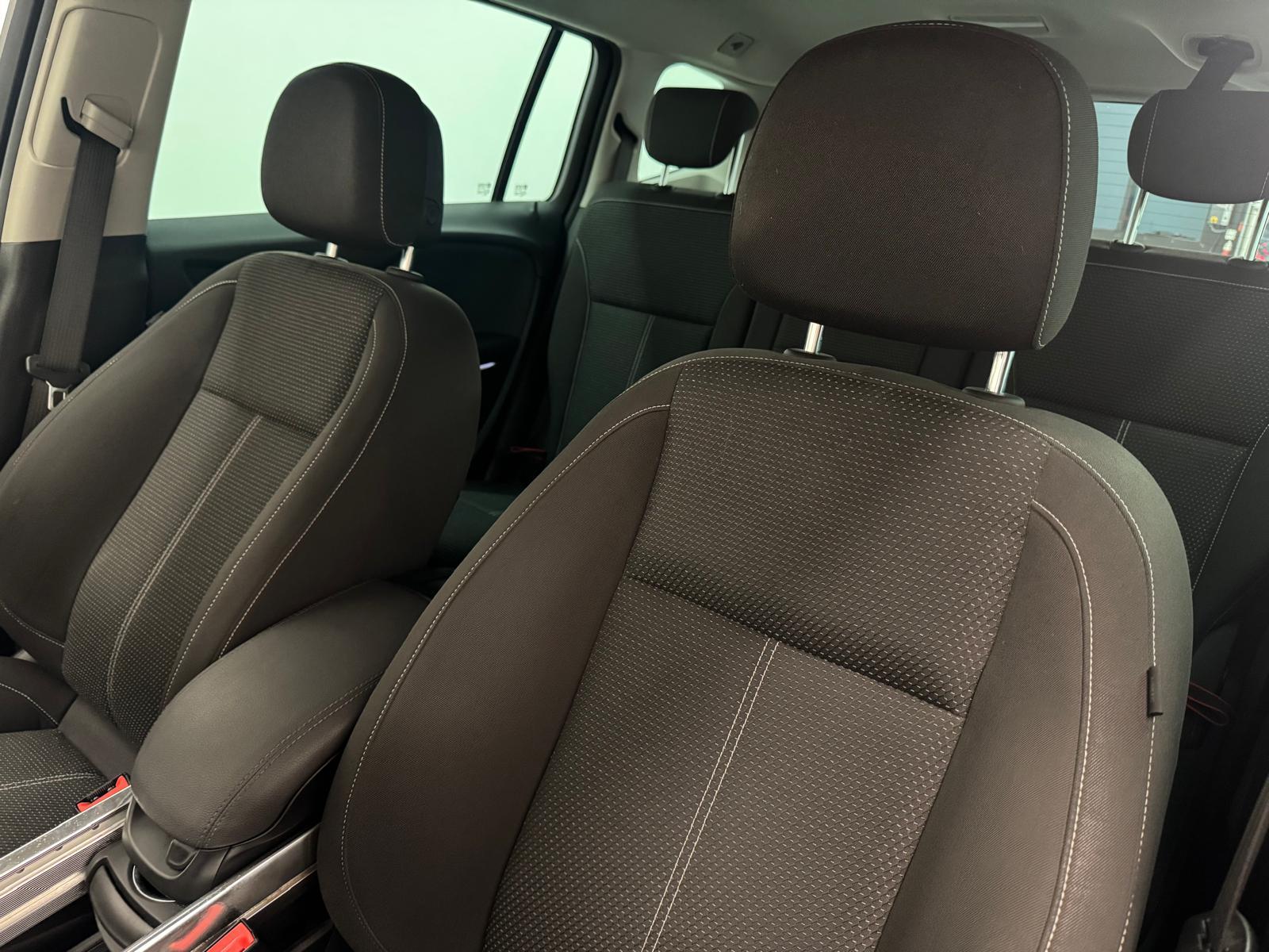 OPEL Zafira 1.6T eTEC Excellence-image-15