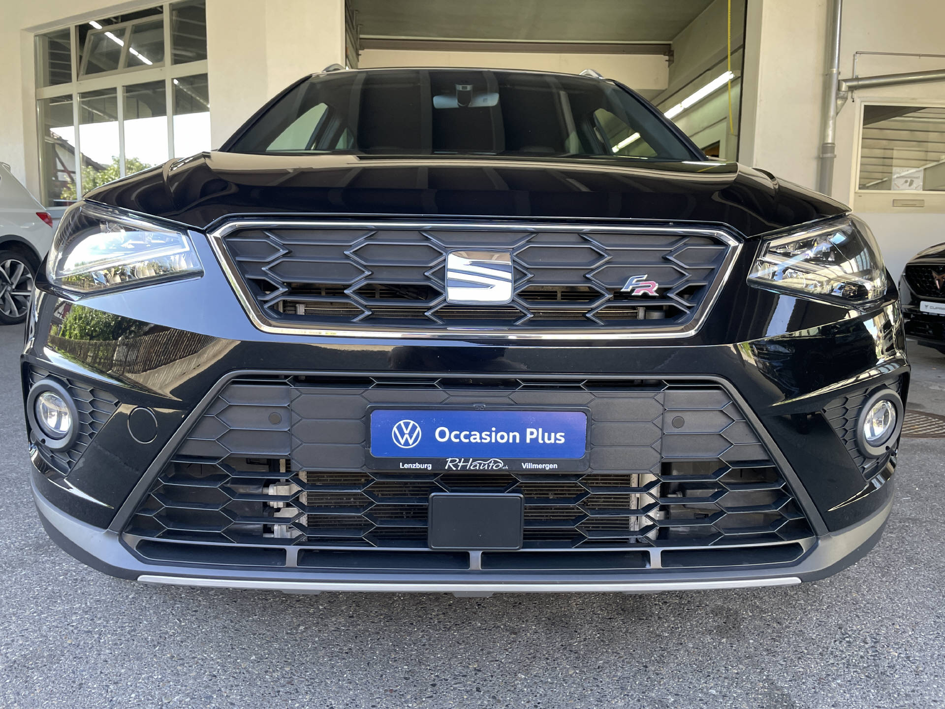 SEAT Arona 1.5 TSI FR DSG-showroom-element-1