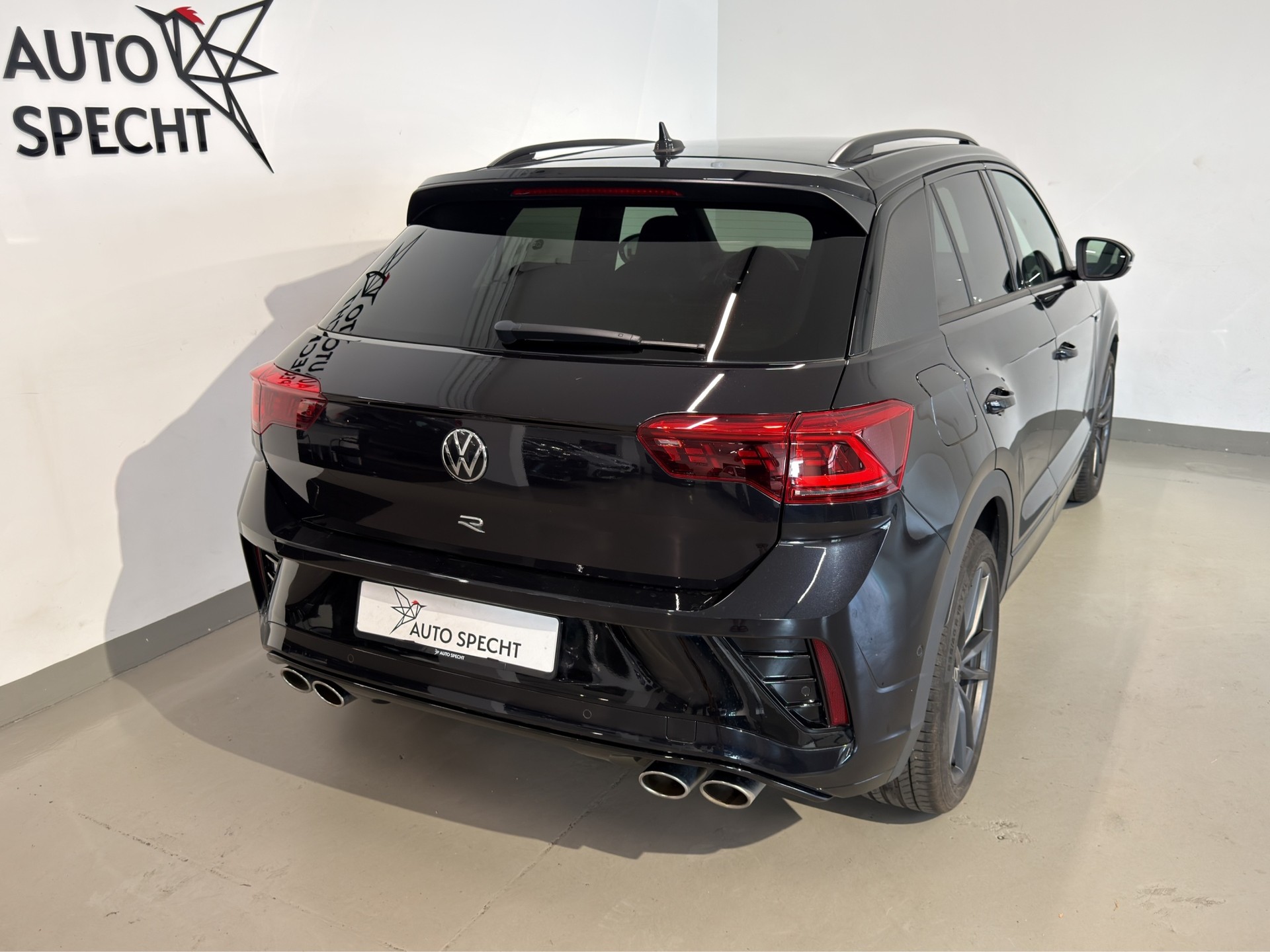 VW T-Roc 2.0 TSI R DSG 4Motion-showroom-element-3
