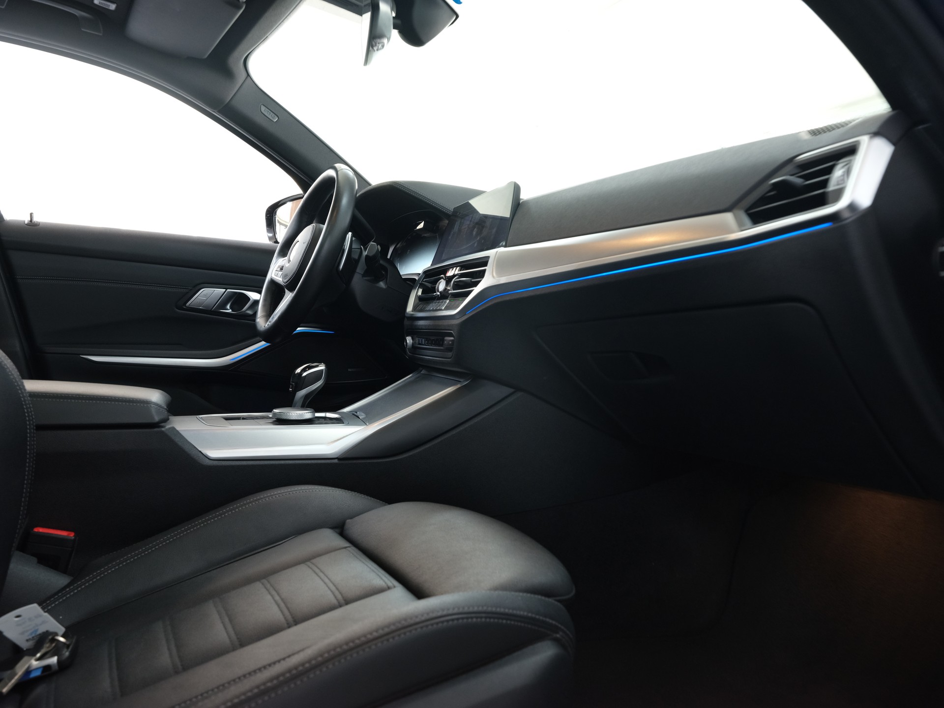 BMW M340d xDrive 48V Touring Steptronic Sport *Harman & Kardon* *360 Kamera* *Head up Display*-image-28