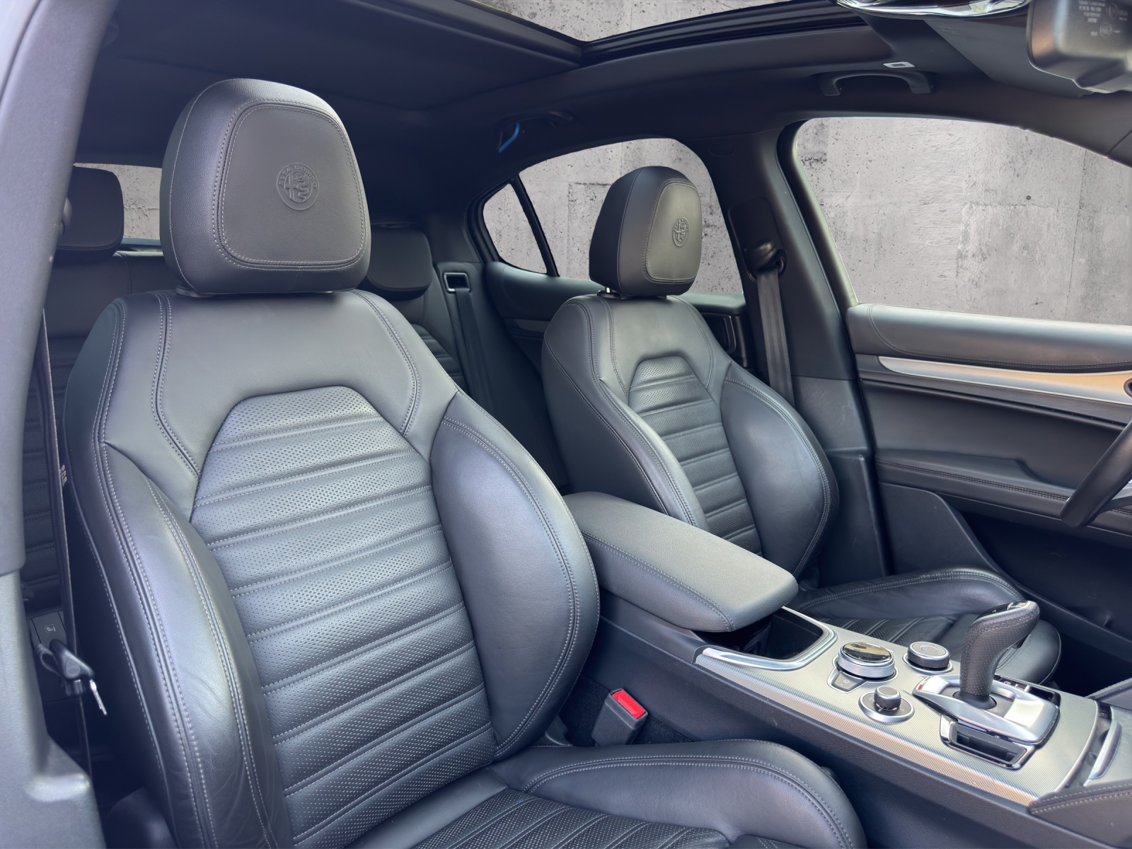 ALFA ROMEO Stelvio 2.0 Veloce Q4 Automatic-image-13