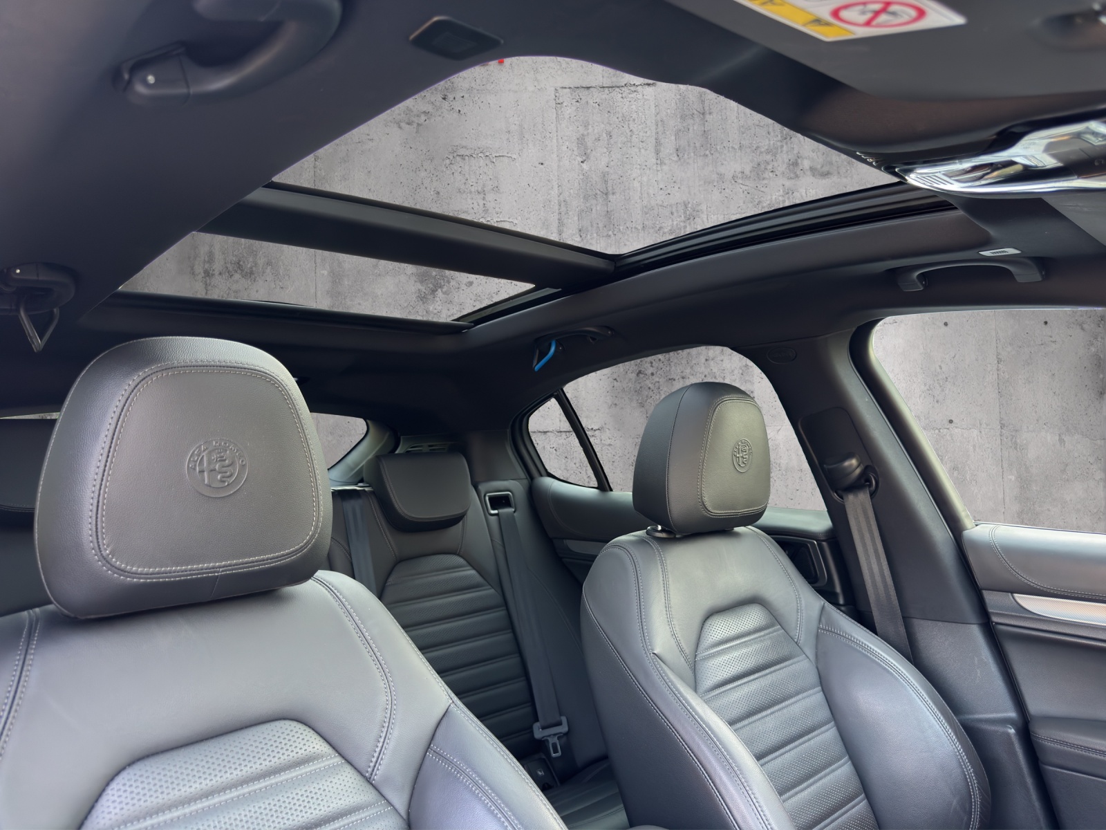 ALFA ROMEO Stelvio 2.0 Veloce Q4 Automatic-image-14