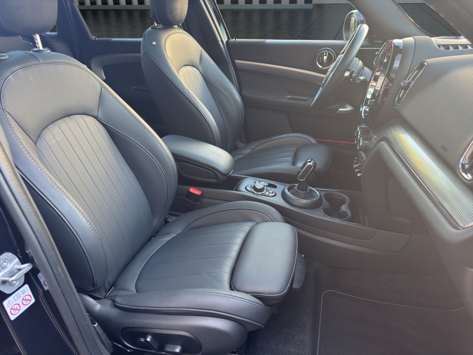 MINI Countryman F60 2.0i Cooper S ALL4 MINI YOURS TRIM II-image-18