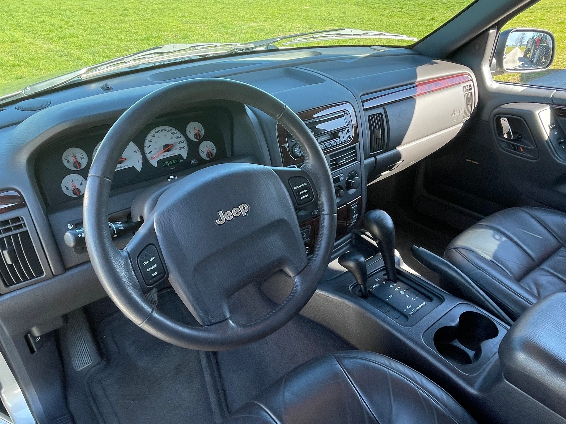 JEEP Grand Cherokee 4.7 Limited Automatic-image-12