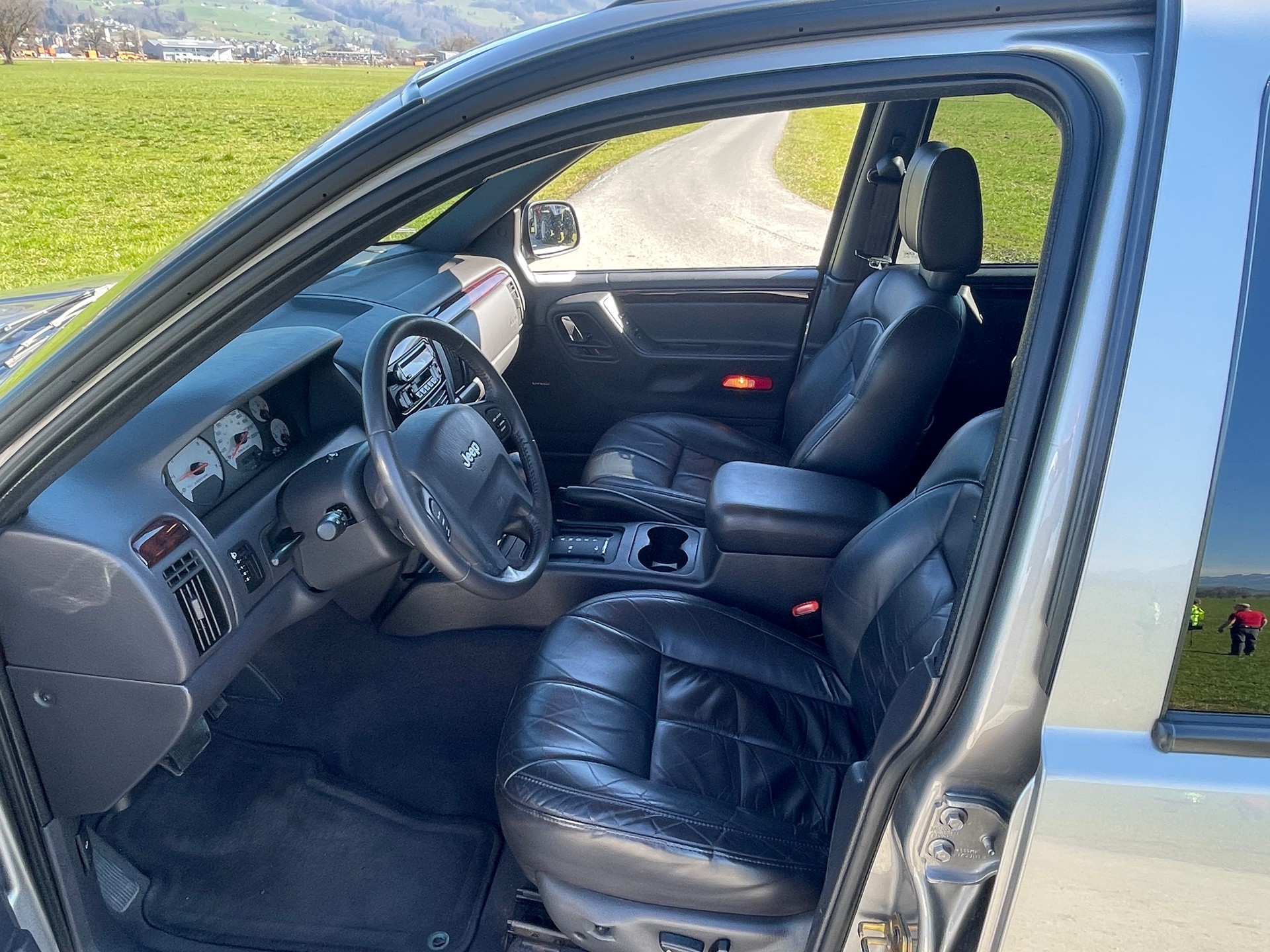 JEEP Grand Cherokee 4.7 Limited Automatic-image-10