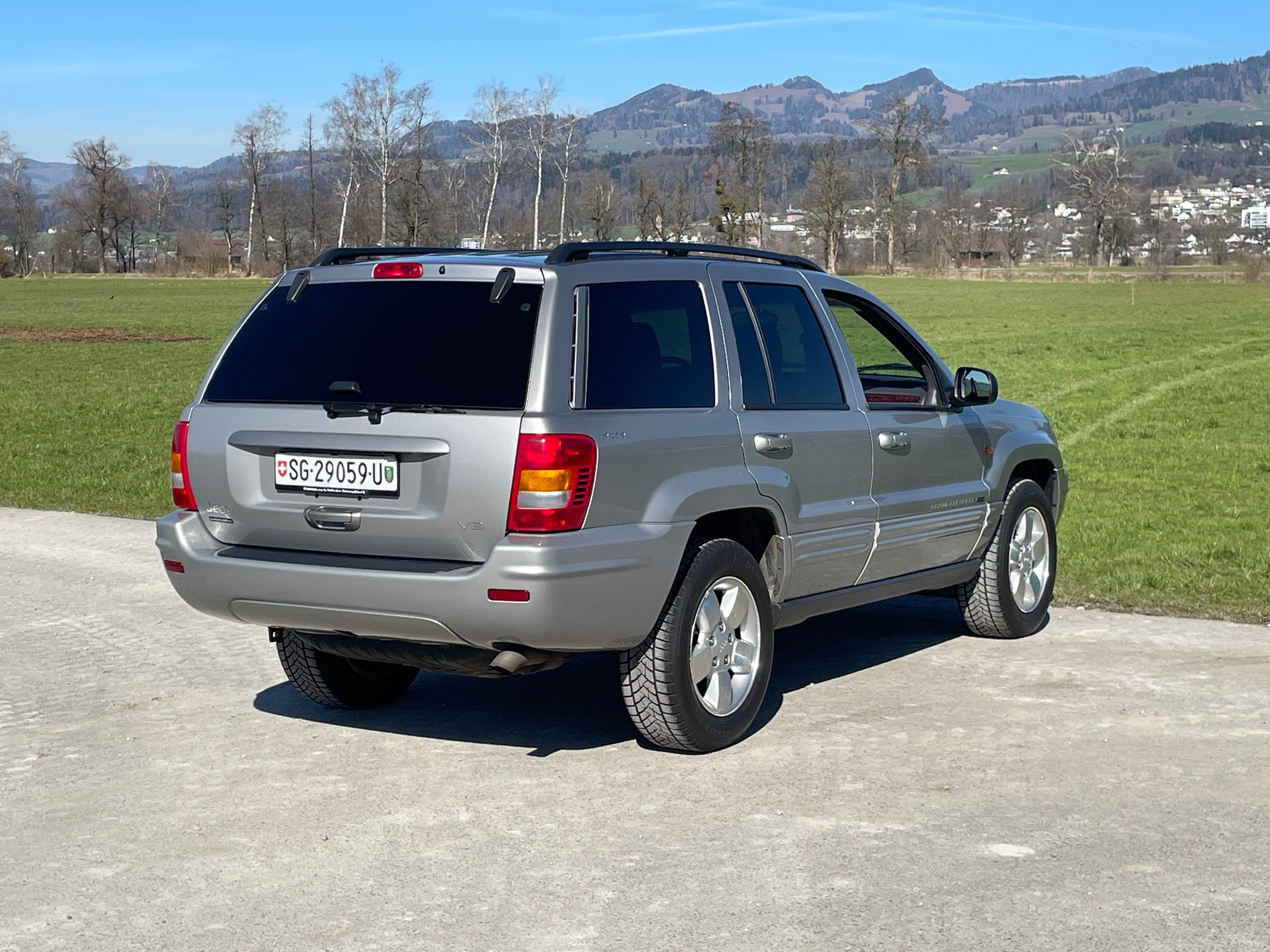 JEEP Grand Cherokee 4.7 Limited Automatic-image-5