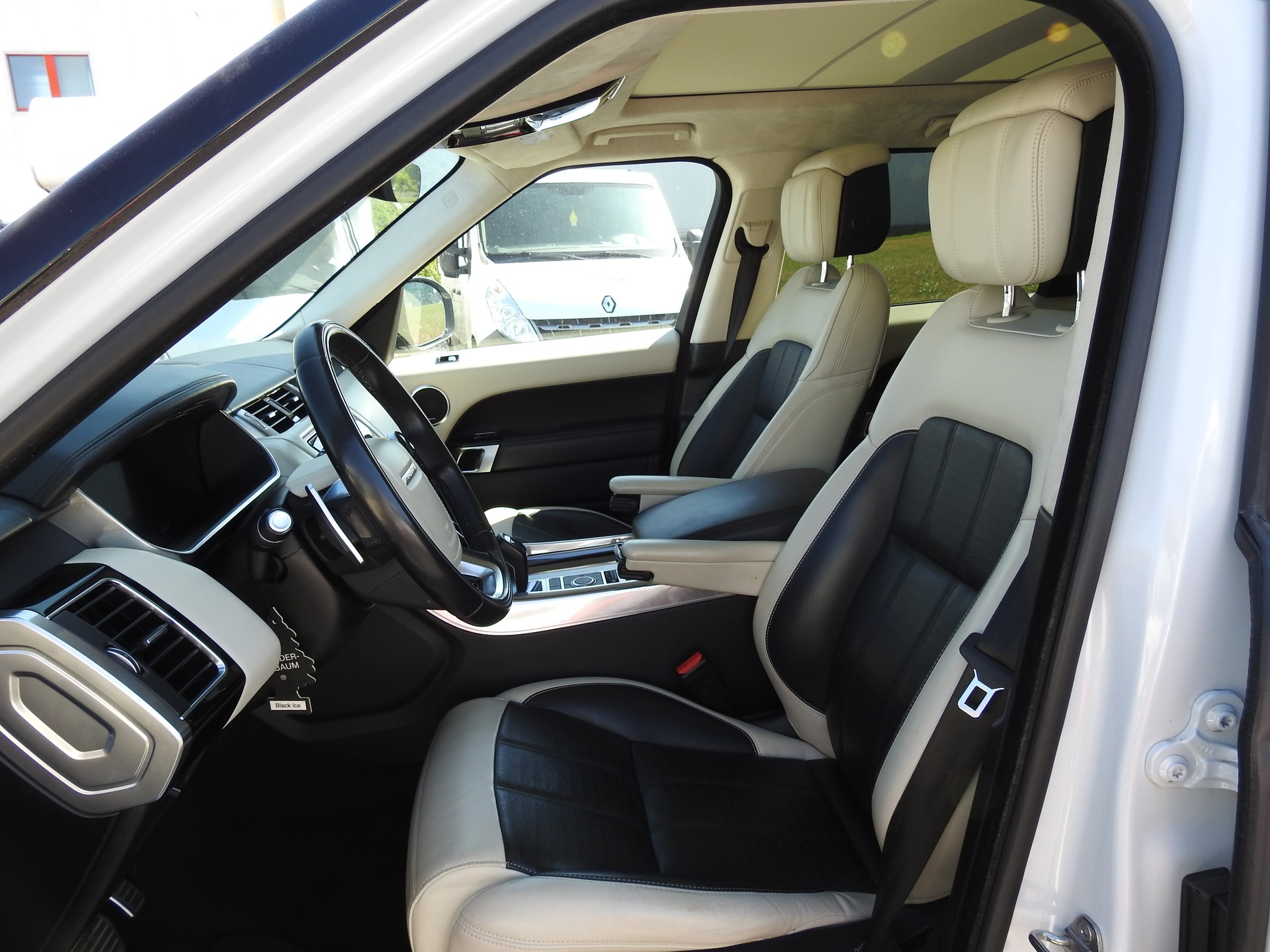 LAND ROVER Range Rover Sport 3.0 SDV Autobiography Dynamic Automatic-image-15