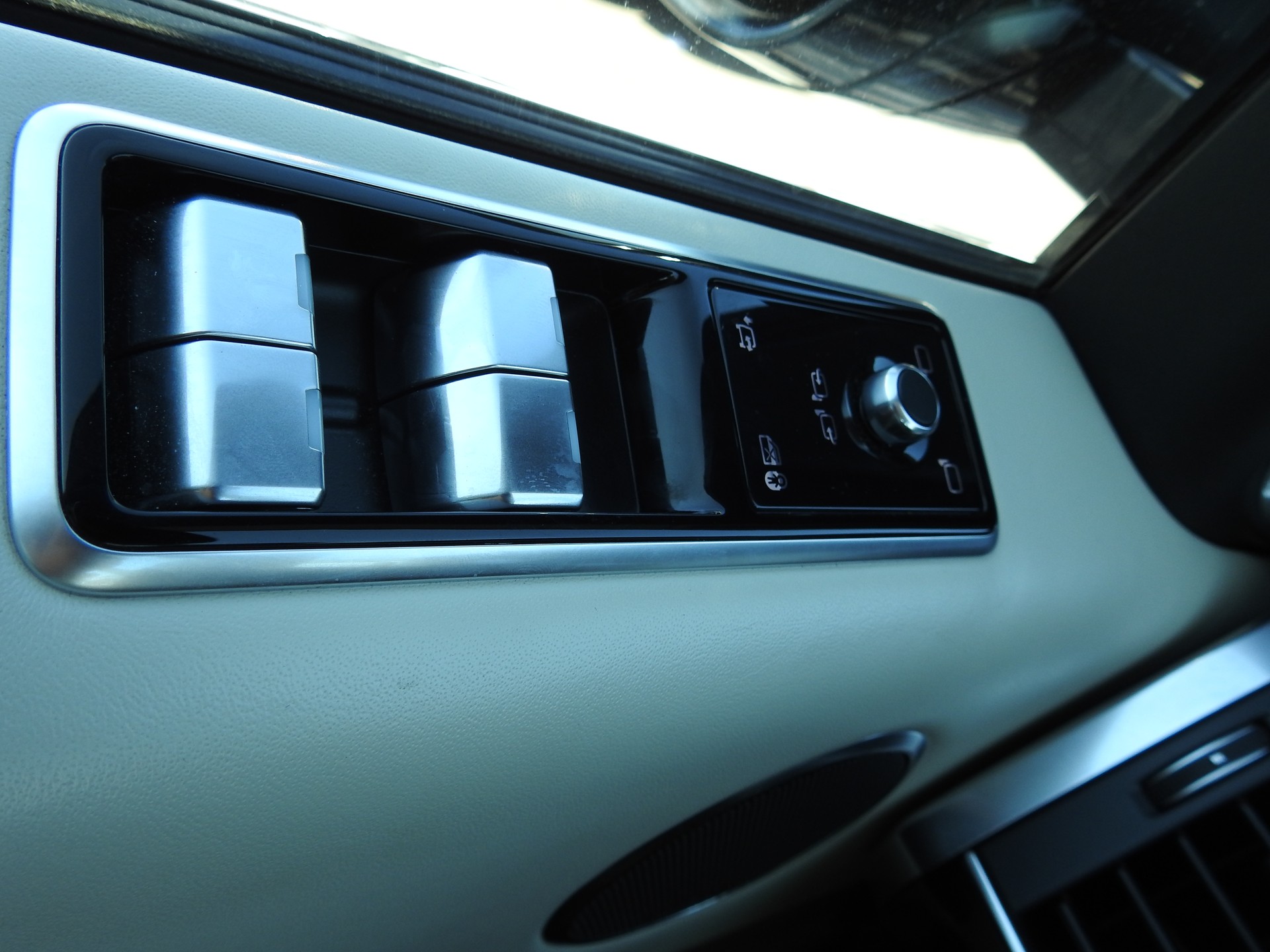 LAND ROVER Range Rover Sport 3.0 SDV Autobiography Dynamic Automatic-image-28