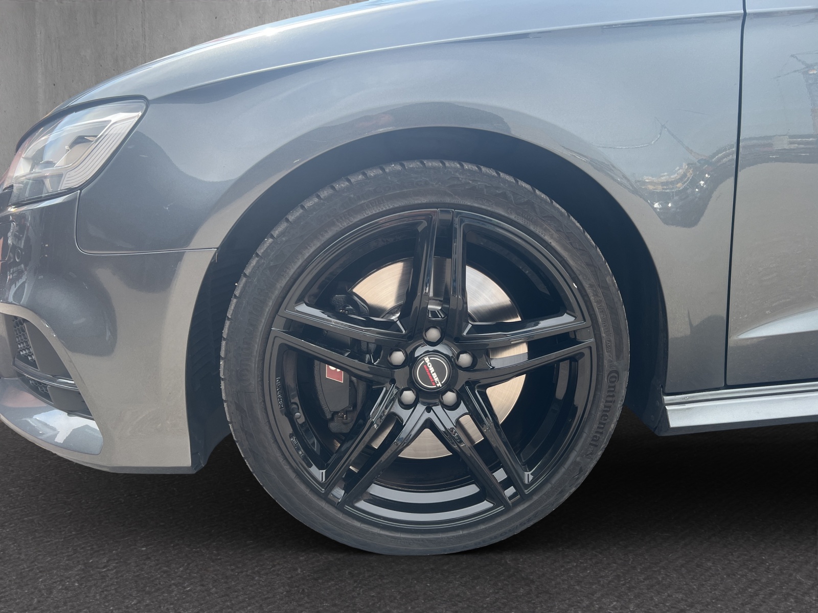 AUDI S3 Sportback 2.0 TFSI quattro S-tronic-image-13