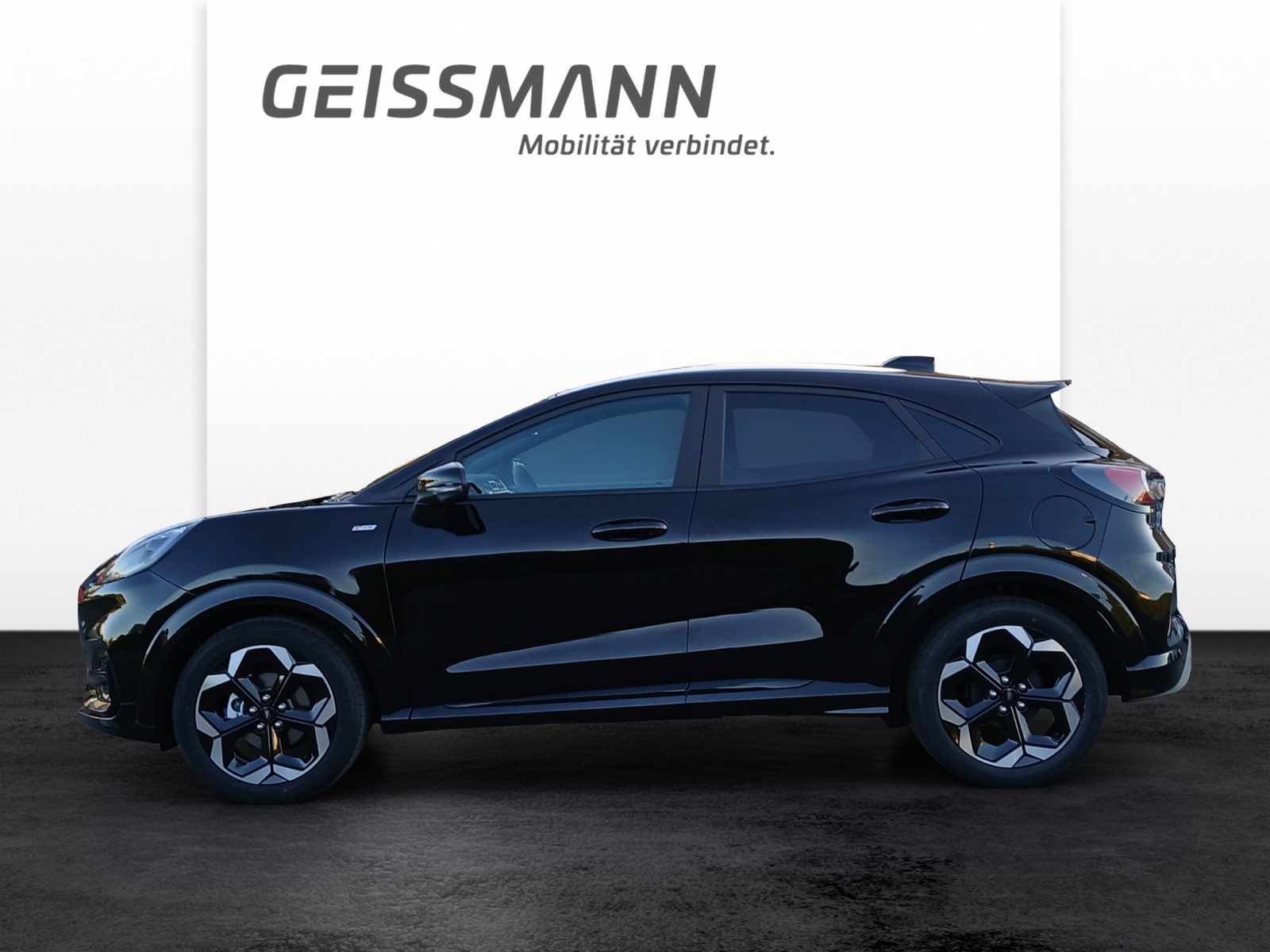 FORD Puma 1.0 EcoB Hybrid 155 ST-Line X Black & White Edition-showroom-element-1