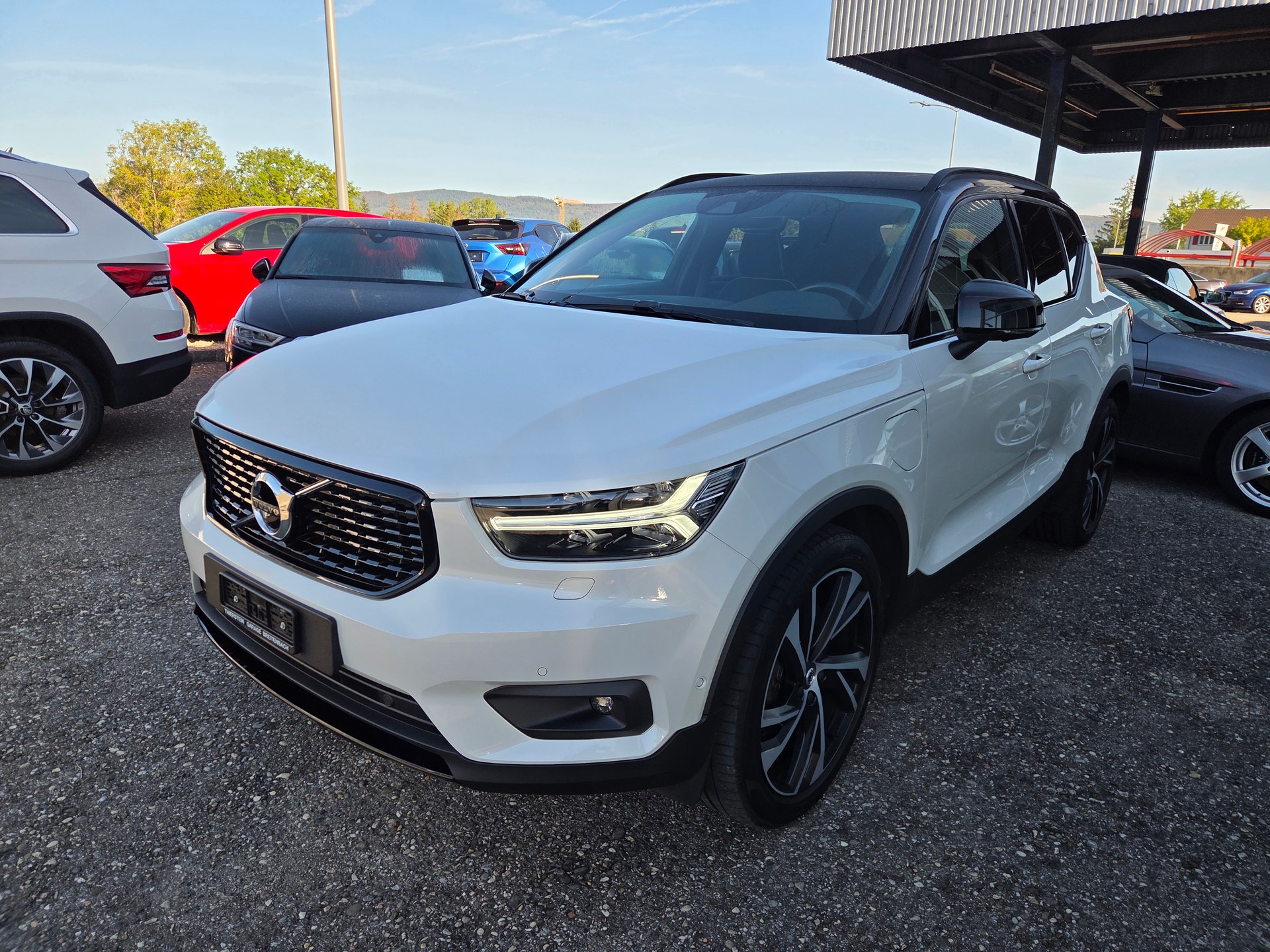 VOLVO XC40 T5 TwE R-Design DCT-showroom-element-3