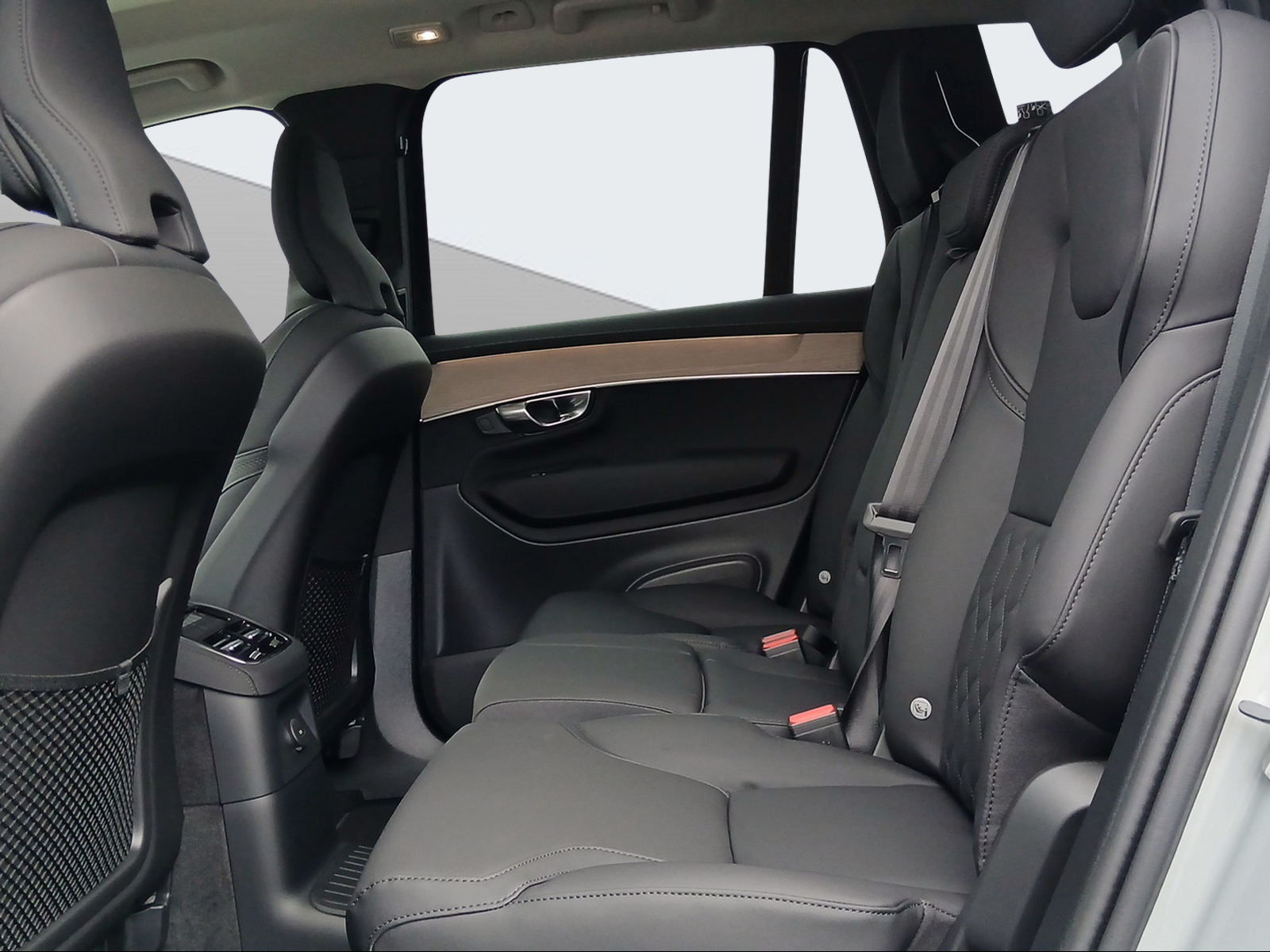 VOLVO XC90 2.0 T8 TE Plus Dark eAWD-image-11
