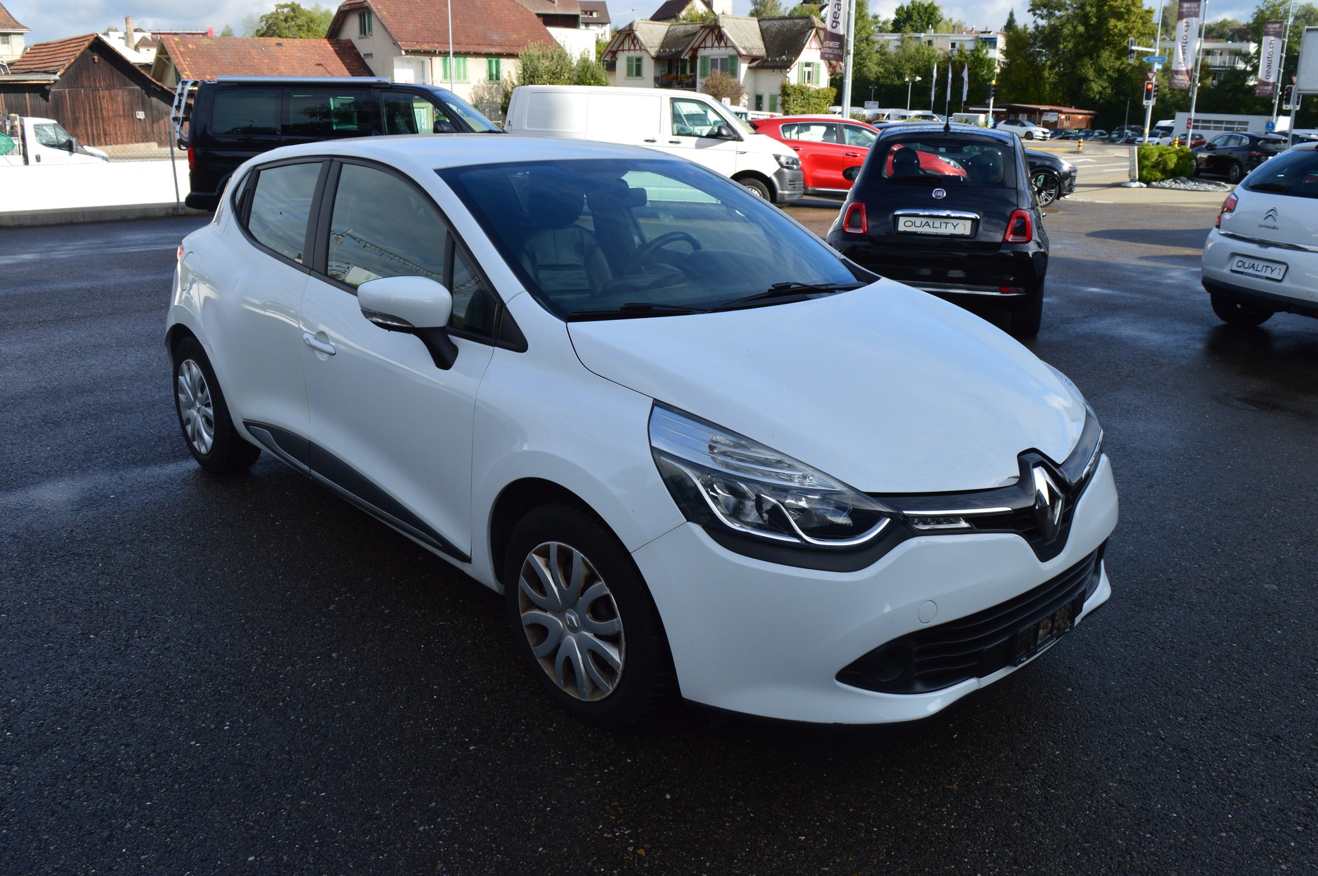 RENAULT Clio 1.2 16V Authentique