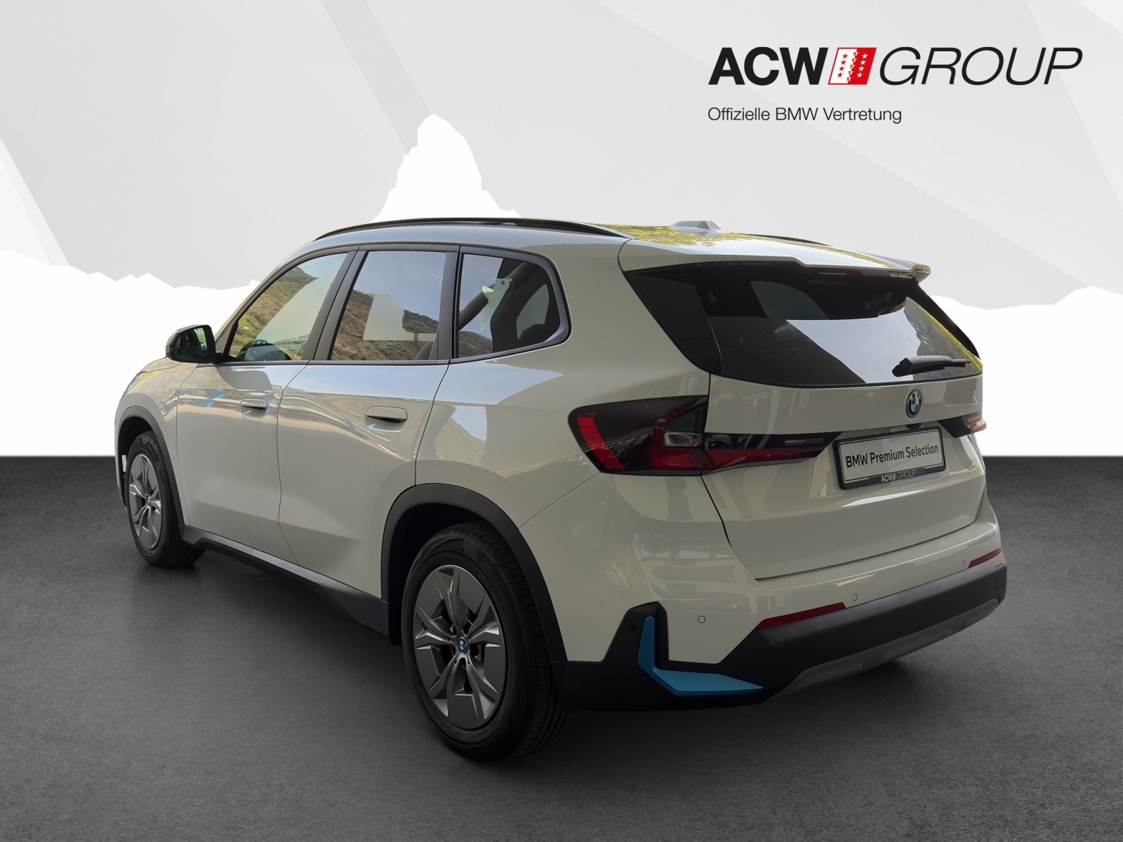 BMW iX1 xDrive30-showroom-element-2