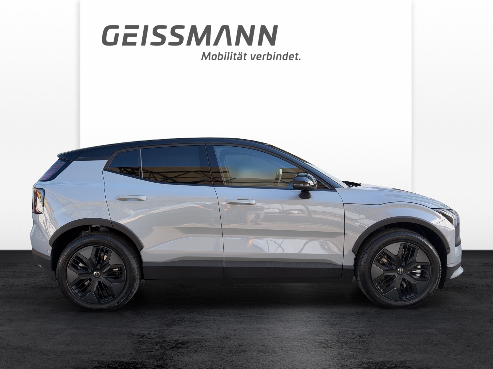 VOLVO EX30 CC E60 Twin Performance AWD-showroom-element-3