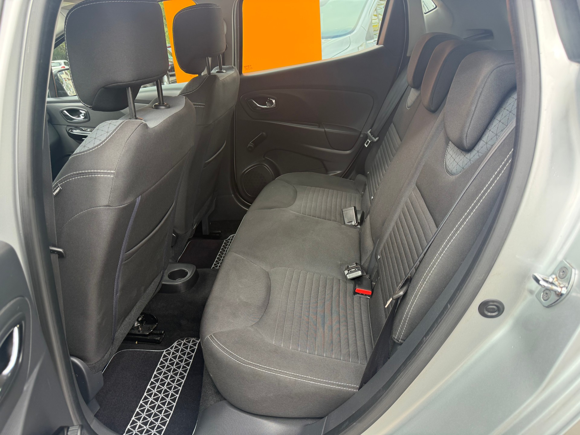 RENAULT Clio 0.9 12V Expression-image-6