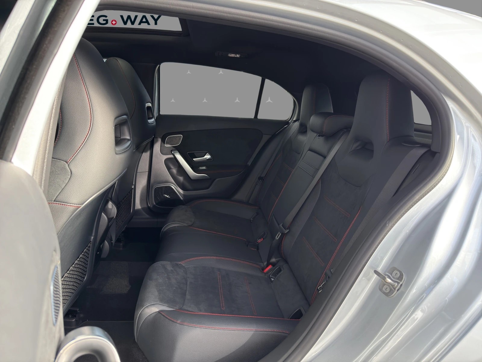 MERCEDES-BENZ A 200 Night Star - AMG / Rückfahrkamera / Sitzmemory / Soundsystem / Panorama-Dach-image-13