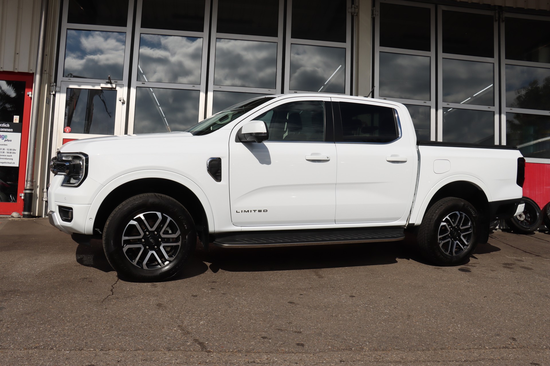FORD Ranger Limited 2.0 Eco Blue 4x4 Automat-image-4