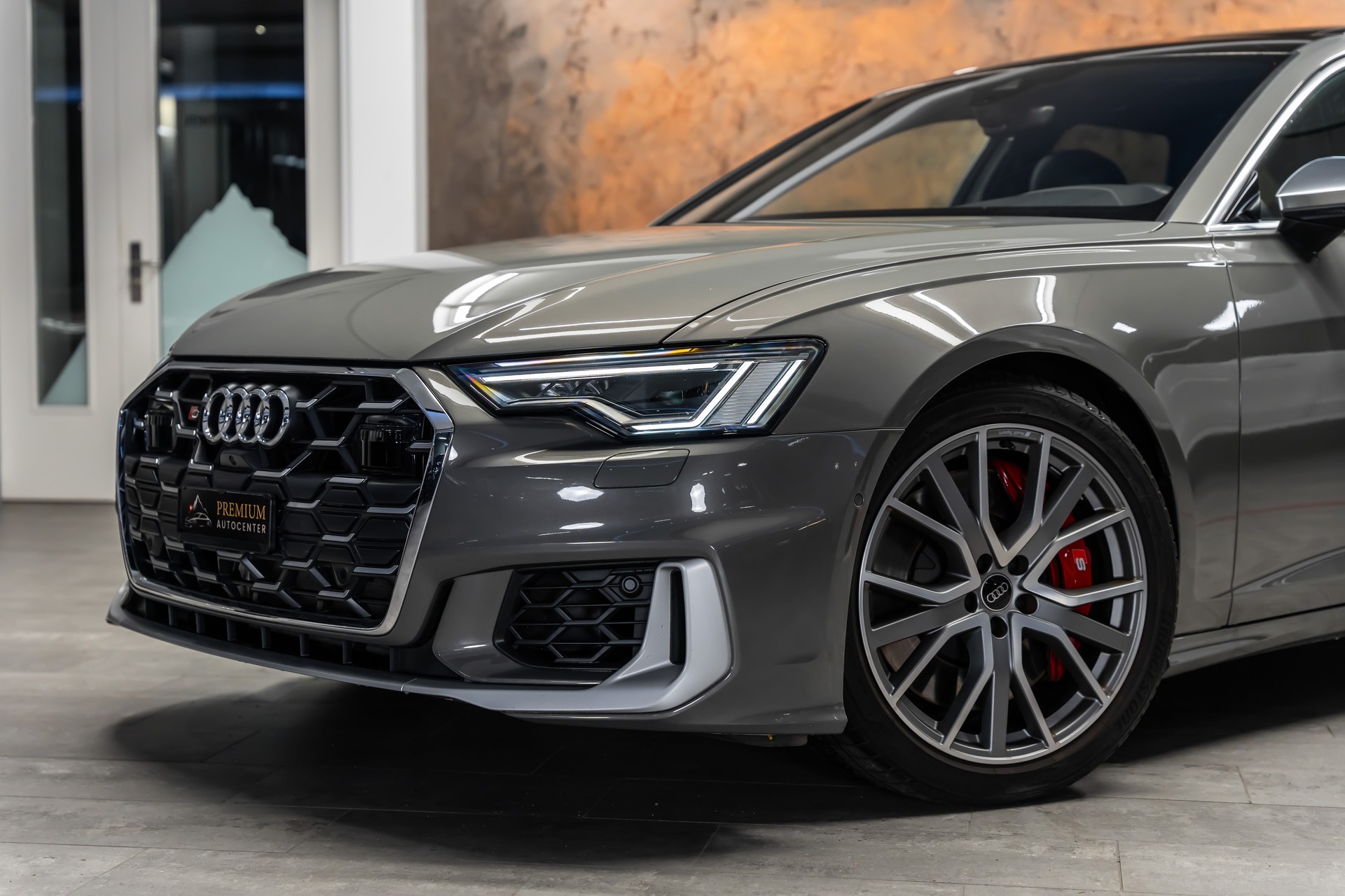 AUDI S6 Avant 3.0 TDI quattro tiptronic *Matrix*Panorama*360°*B&O*AHK*-showroom-element-1