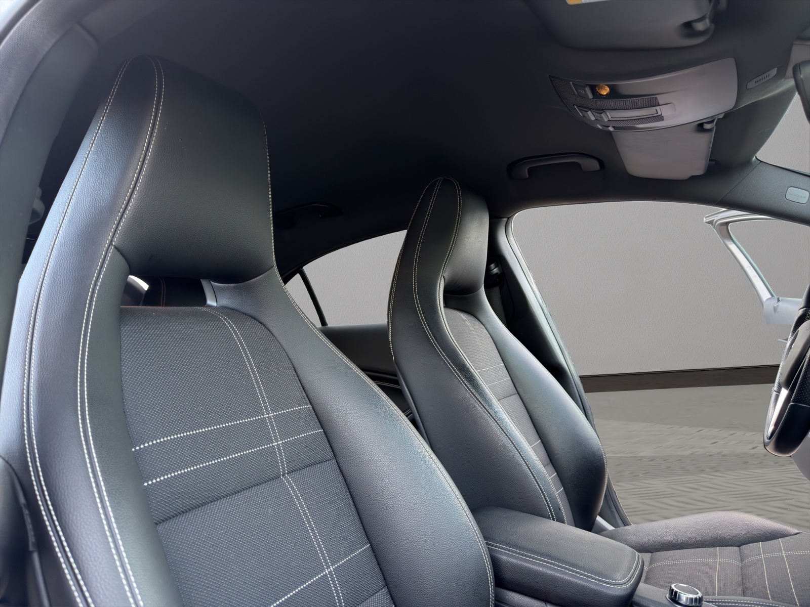 MERCEDES-BENZ A 180 Style Autotronic-image-19