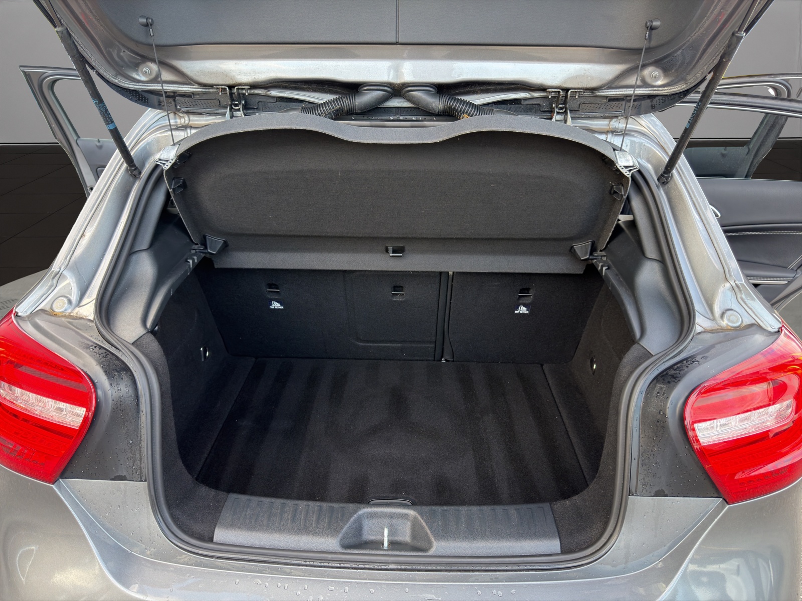 MERCEDES-BENZ A 180 Style Autotronic-image-18
