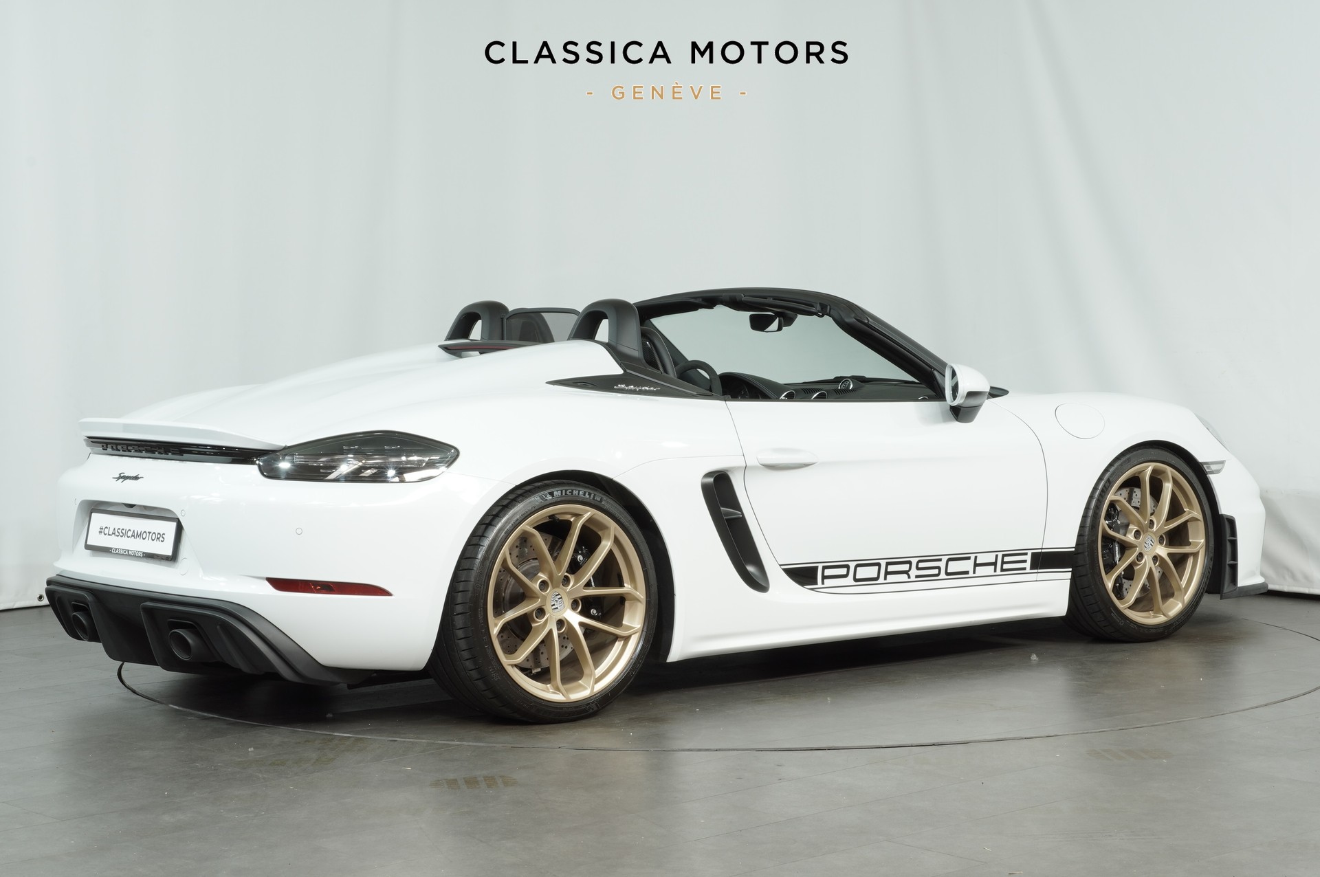PORSCHE 718 Boxster Spyder PDK-image-4