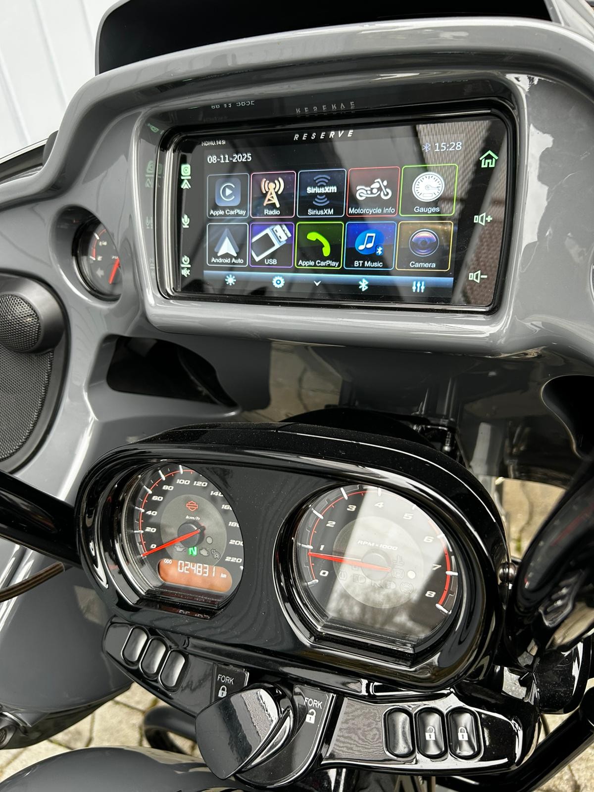 HARLEY-DAVIDSON FLTRXSE Road Glide Special 117 CVO-image-3