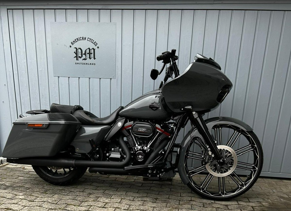 HARLEY-DAVIDSON FLTRXSE Road Glide Special 117 CVO-image-1
