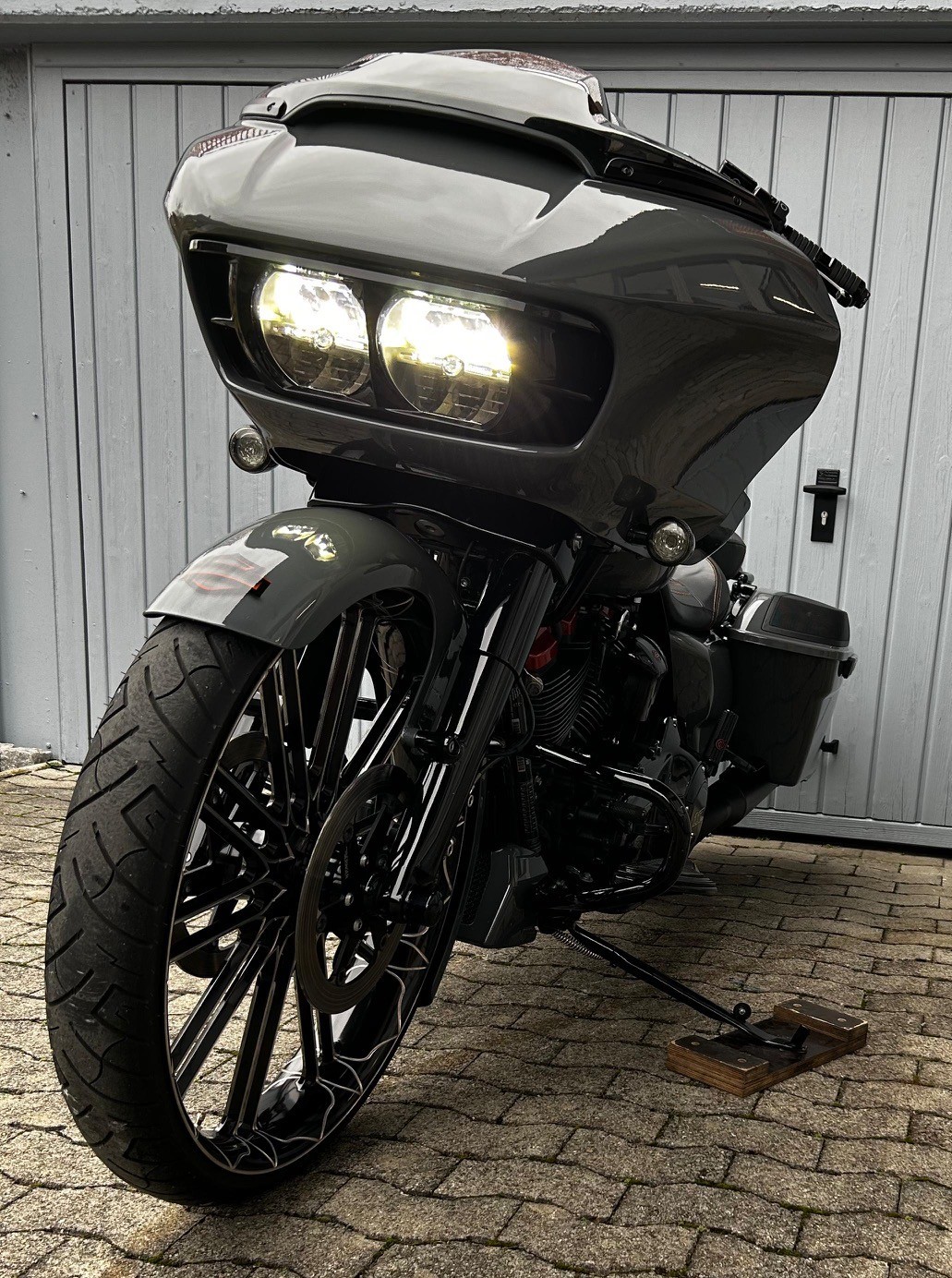 HARLEY-DAVIDSON FLTRXSE Road Glide Special 117 CVO-image-10