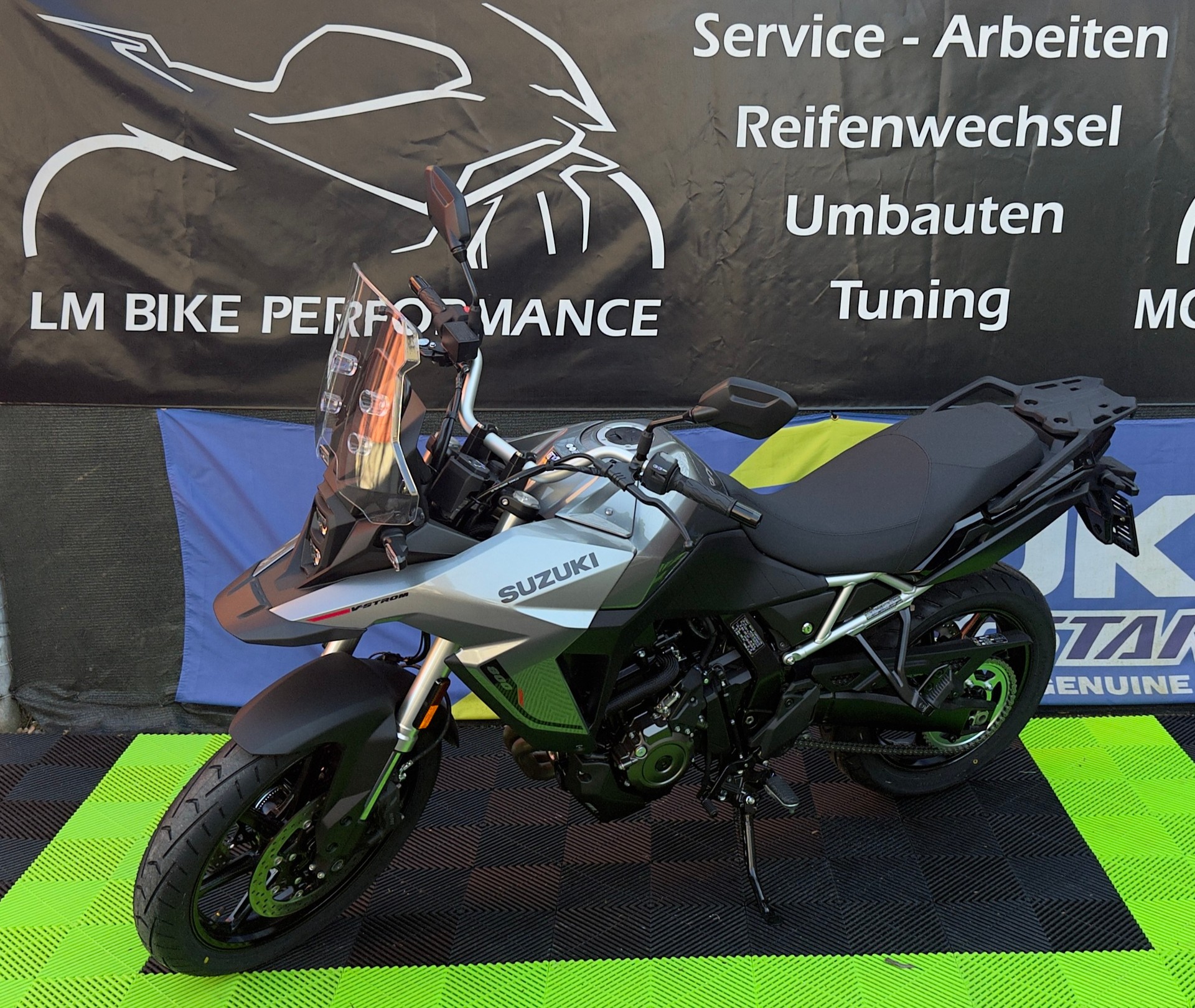SUZUKI DL 800-image-1