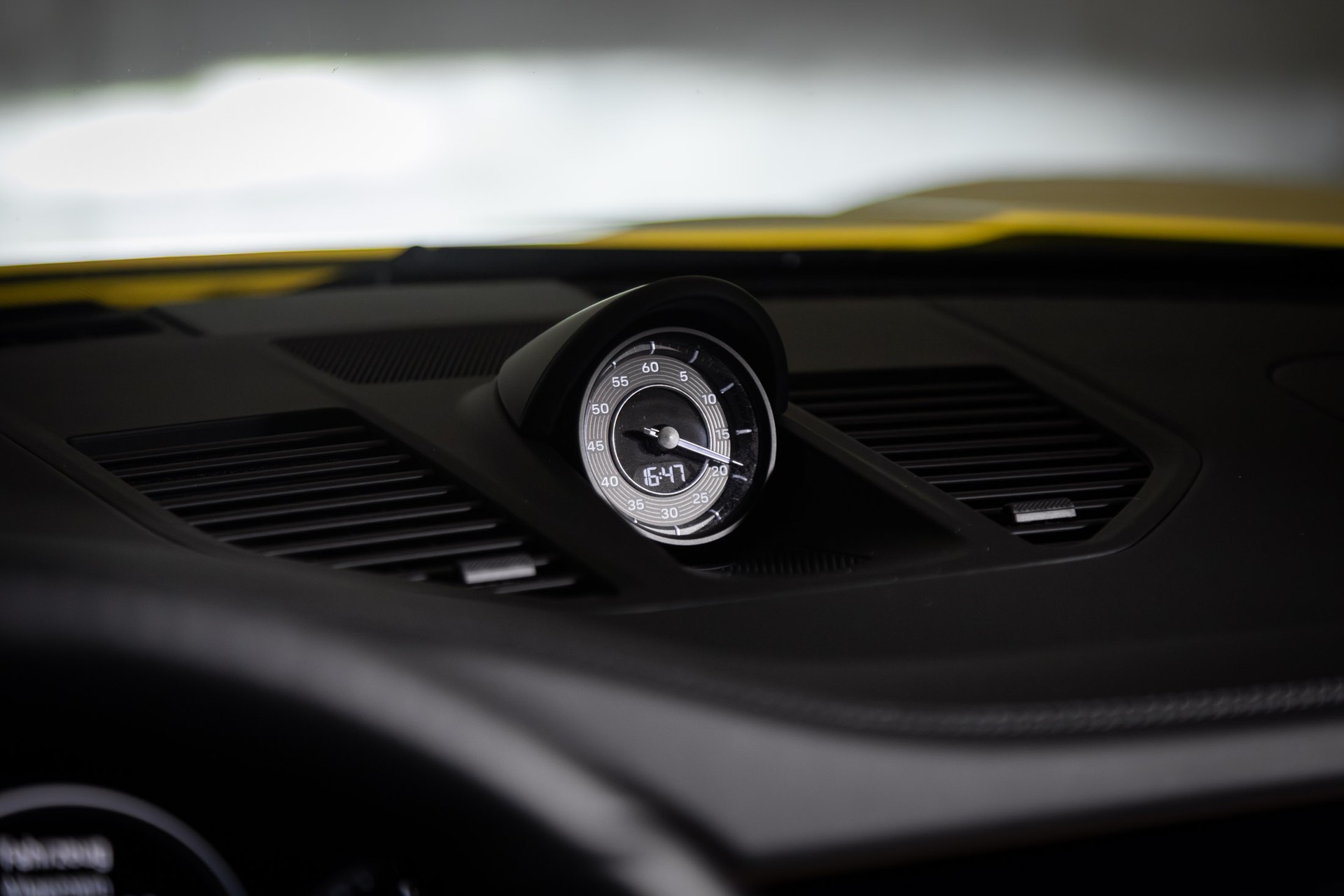 PORSCHE Turbo Cabriolet PDK-image-25