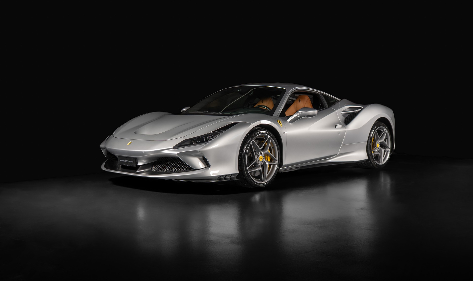 FERRARI F8 Tributo Standort Wallisellen-showroom-element-3