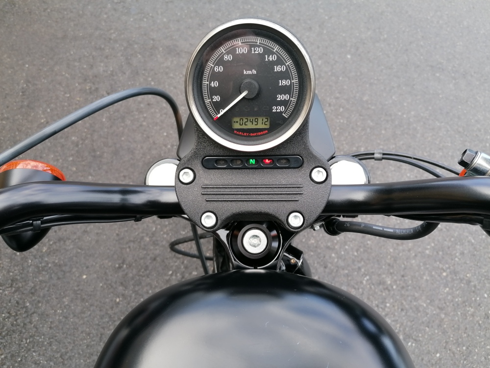 HARLEY-DAVIDSON XL 883 N Sportster Iron-image-7