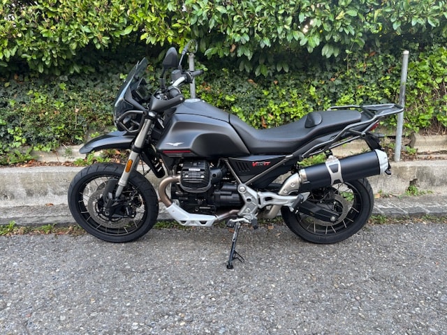 MOTO GUZZI V85 TT-image-0