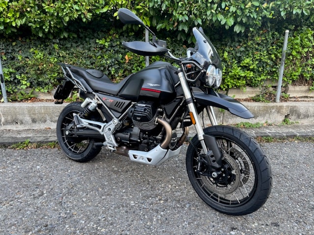 MOTO GUZZI V85 TT-image-2