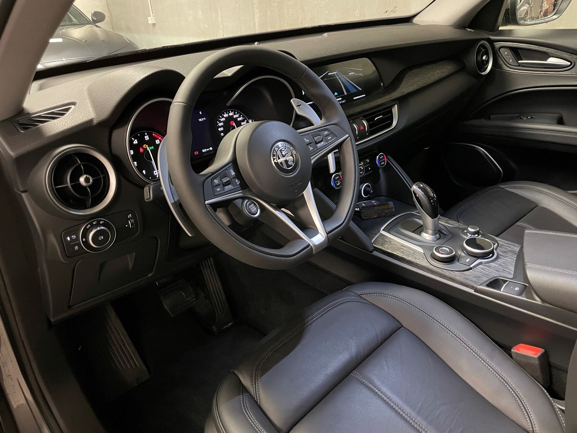 ALFA ROMEO Stelvio 2.0 TI Q4 Automatic-image-5