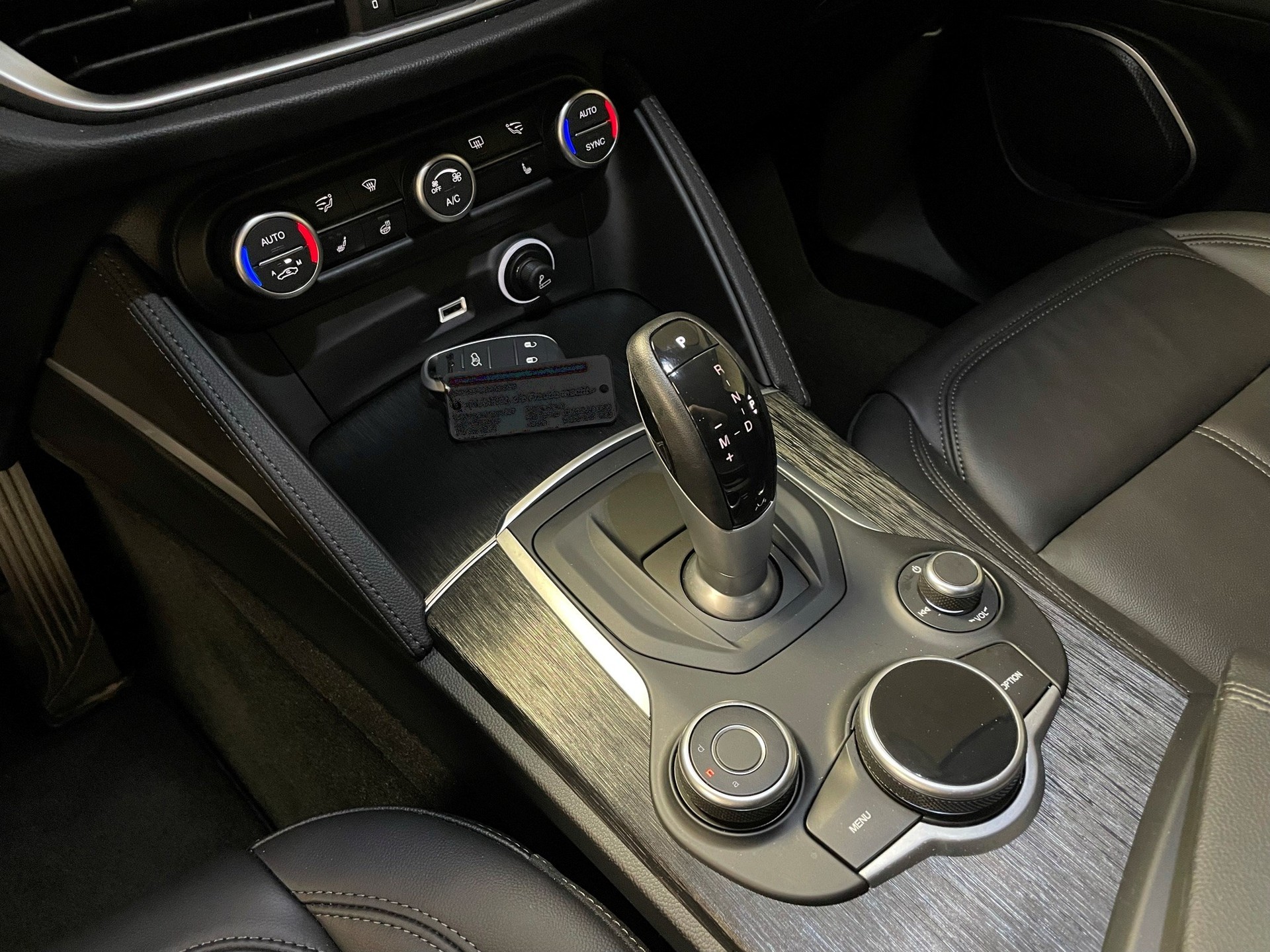 ALFA ROMEO Stelvio 2.0 TI Q4 Automatic-image-3