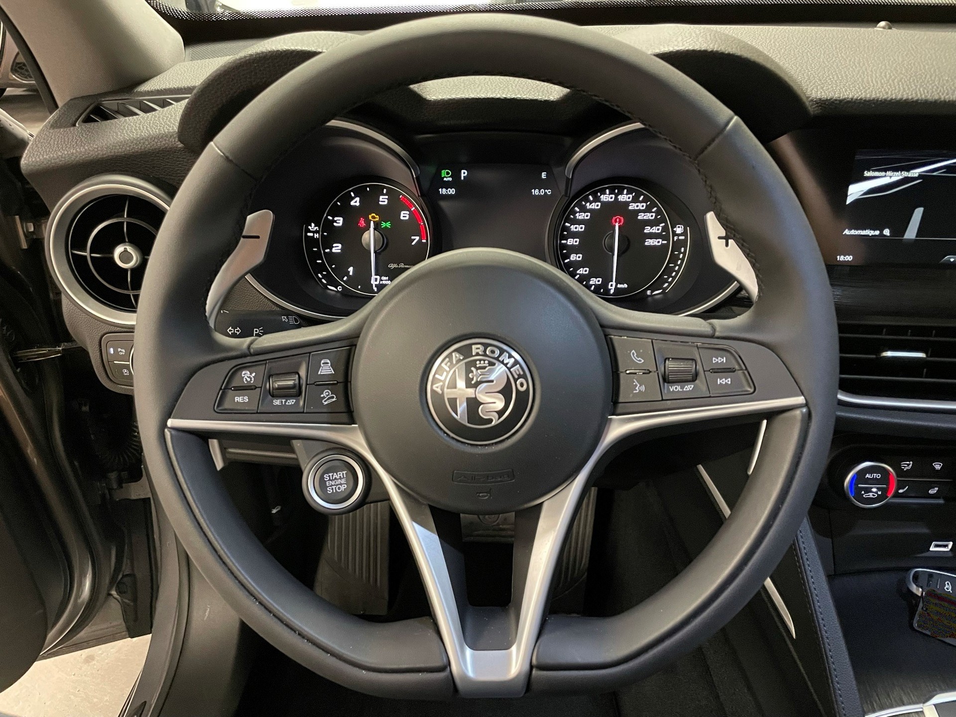 ALFA ROMEO Stelvio 2.0 TI Q4 Automatic-image-9