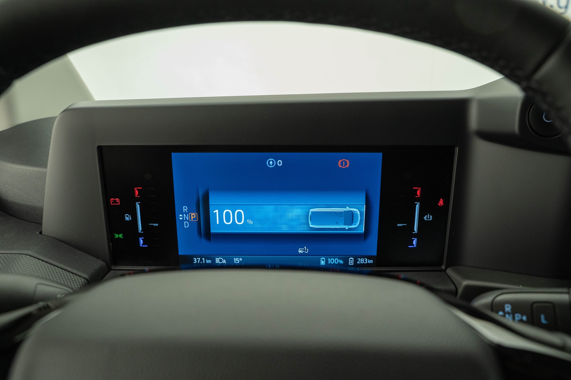 FORD E-Transit C Van 320 L1 Trend-image-12