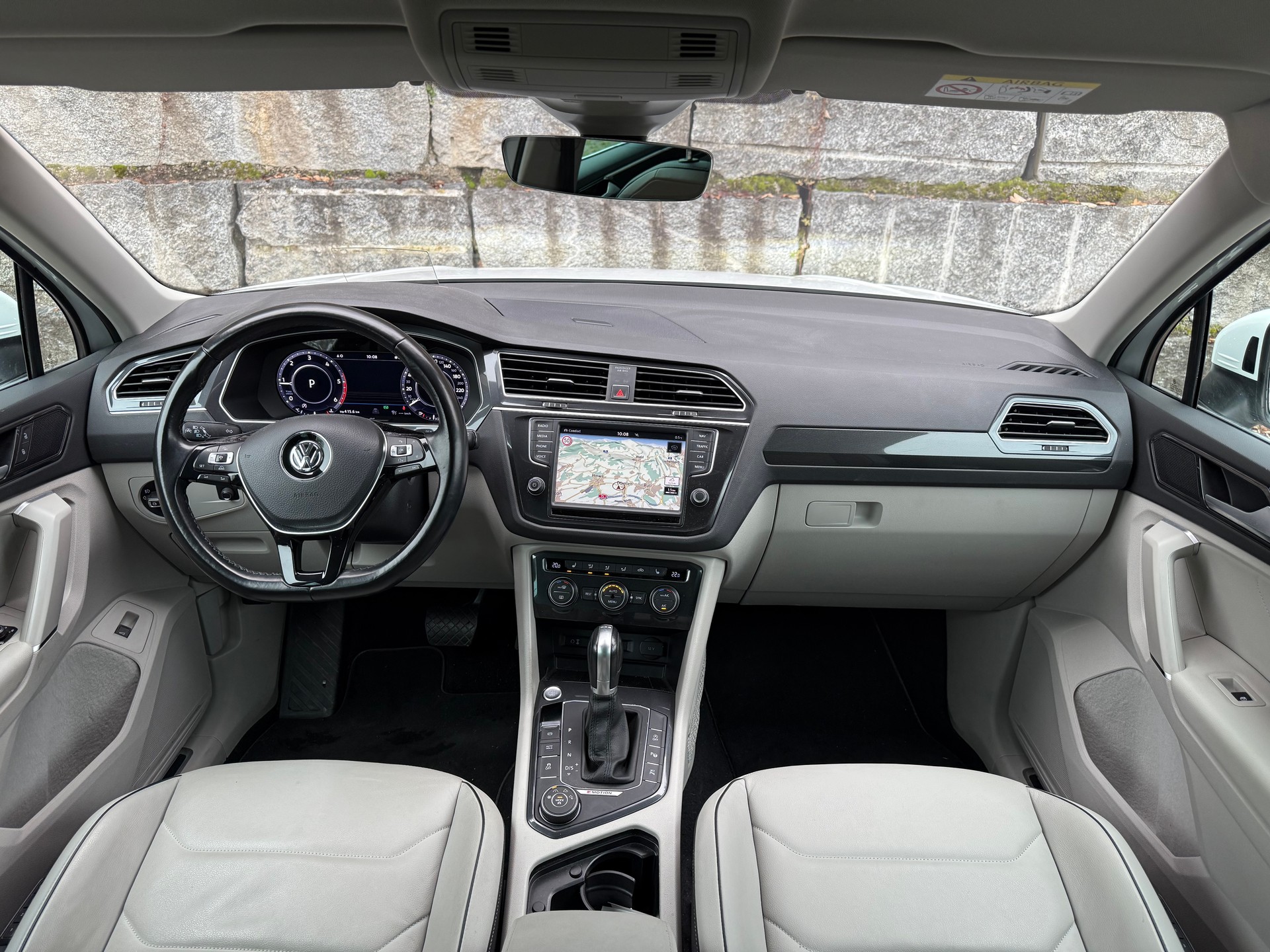 VW Tiguan 2.0 TDI SCR Highline 4Motion DSG-image-4