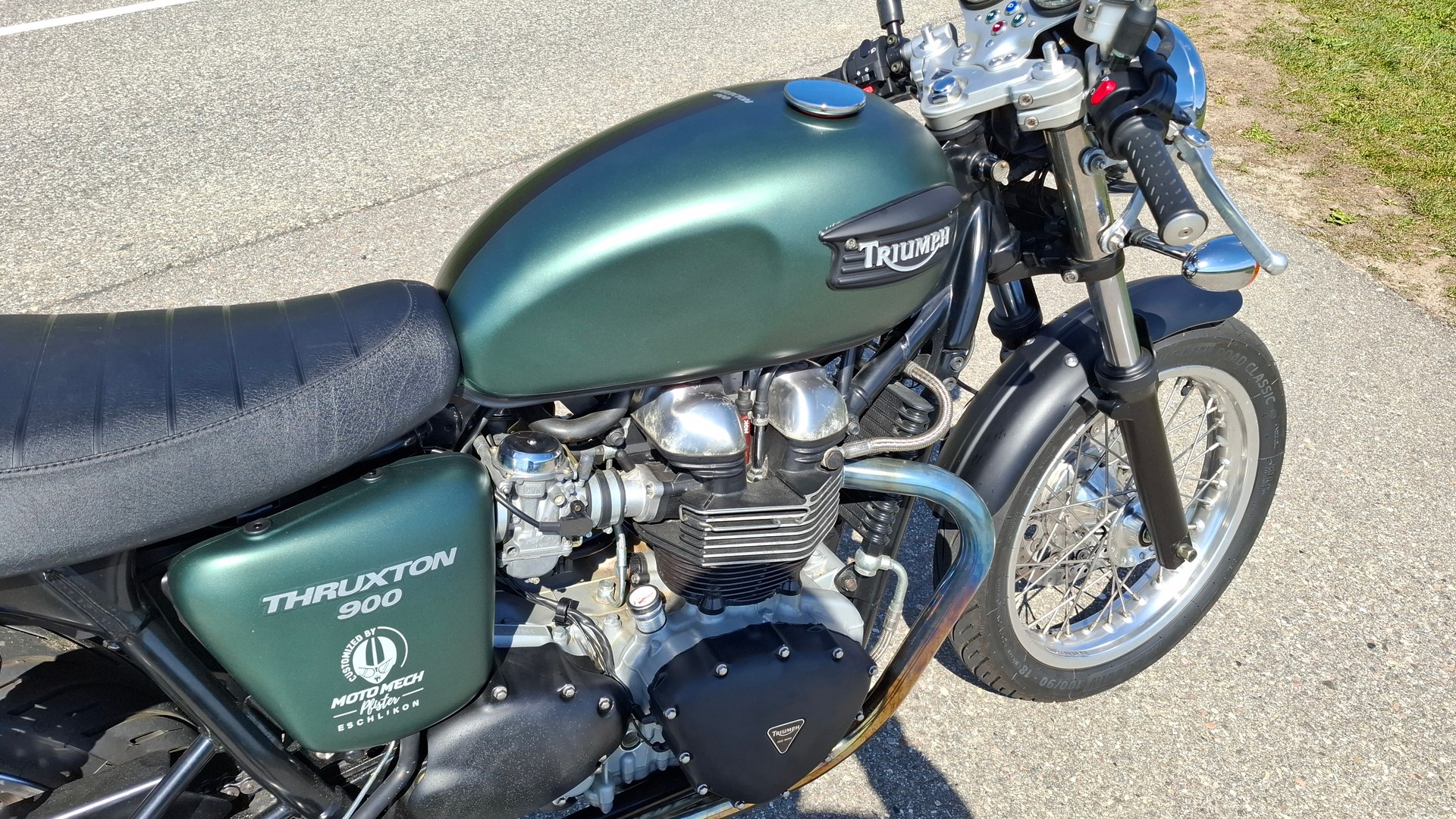 TRIUMPH Thruxton 900-image-11