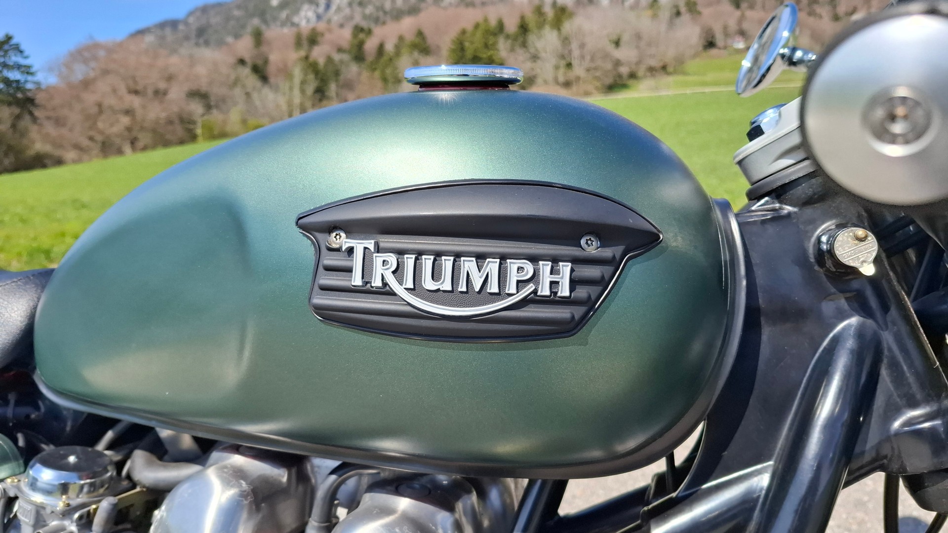 TRIUMPH Thruxton 900-image-8