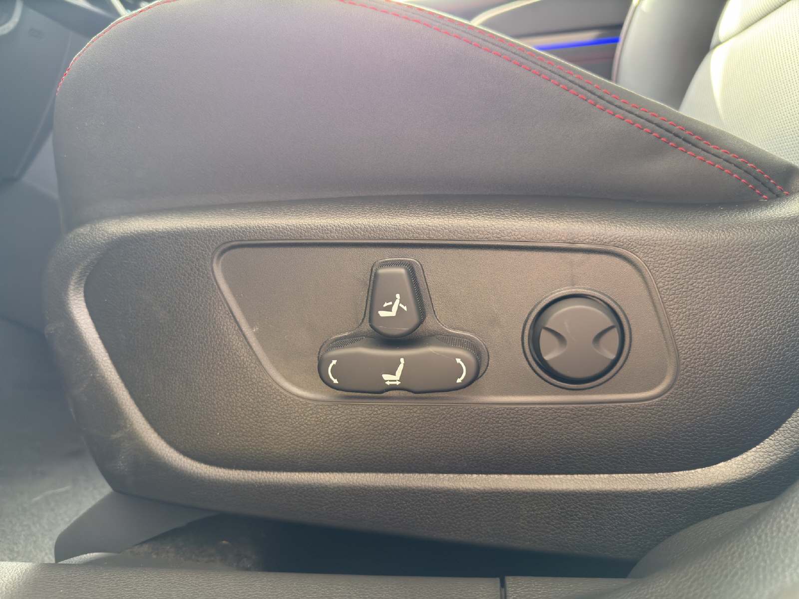 KGM-SsangYong Actyon 1.5 T-Gdi First Edition 4WD-image-11