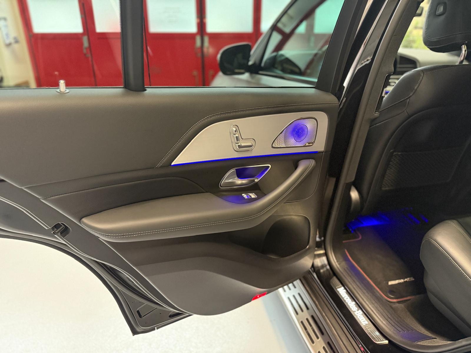 MERCEDES-BENZ GLE 400 d 4Matic AMG Line 9G-Tronic-image-11