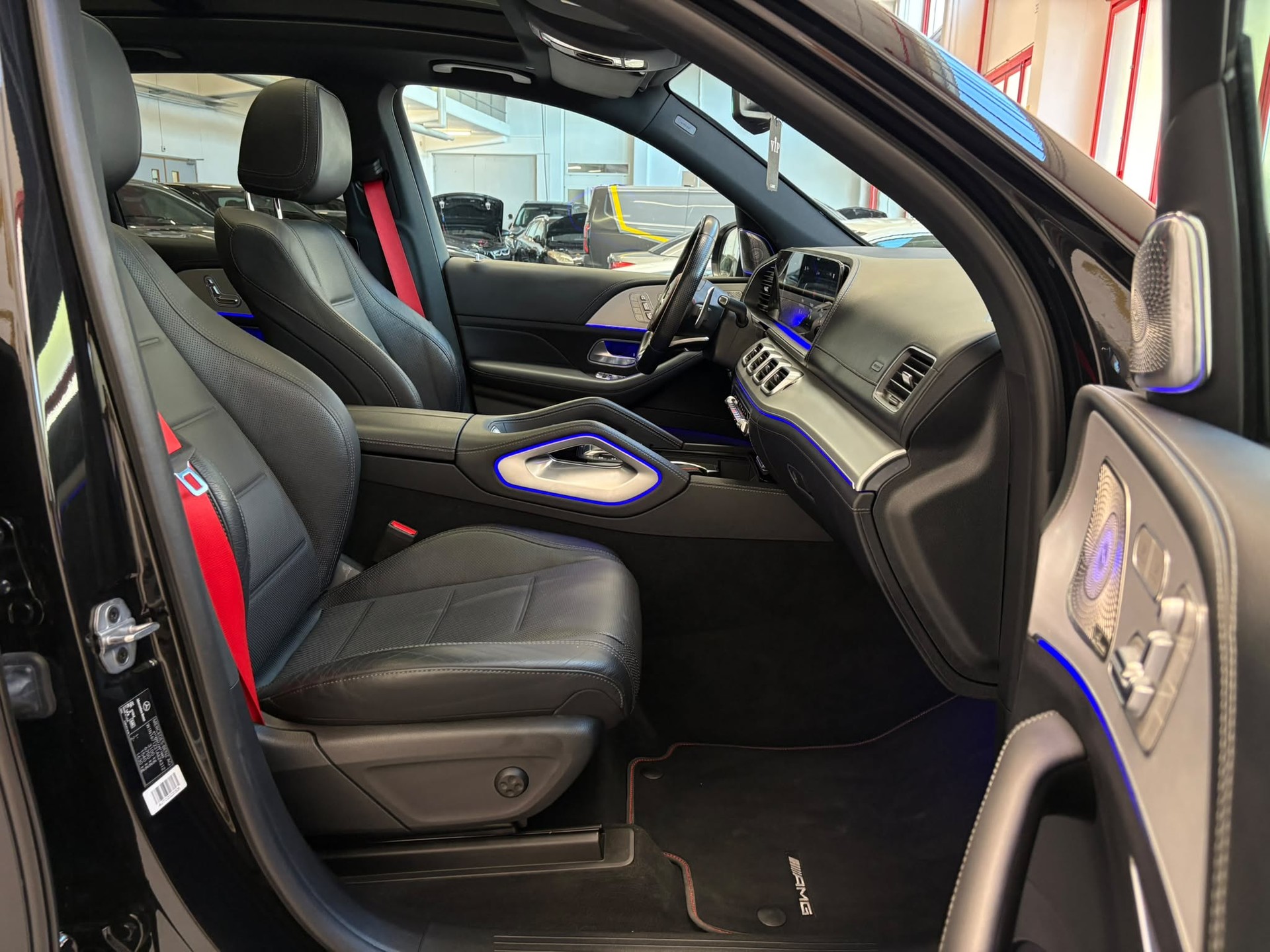 MERCEDES-BENZ GLE 400 d 4Matic AMG Line 9G-Tronic-image-20